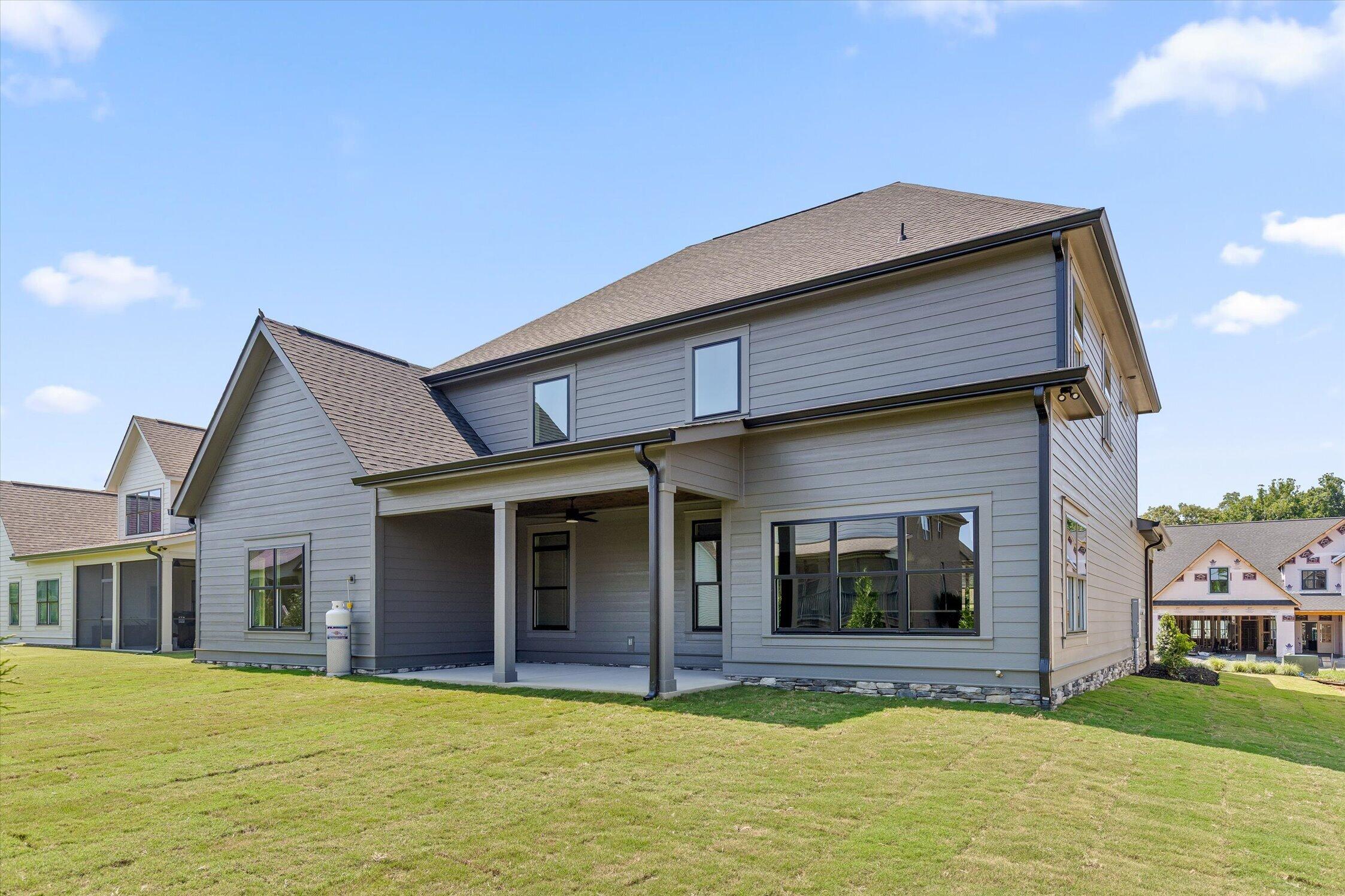 7835 Vervena Drive, 5
