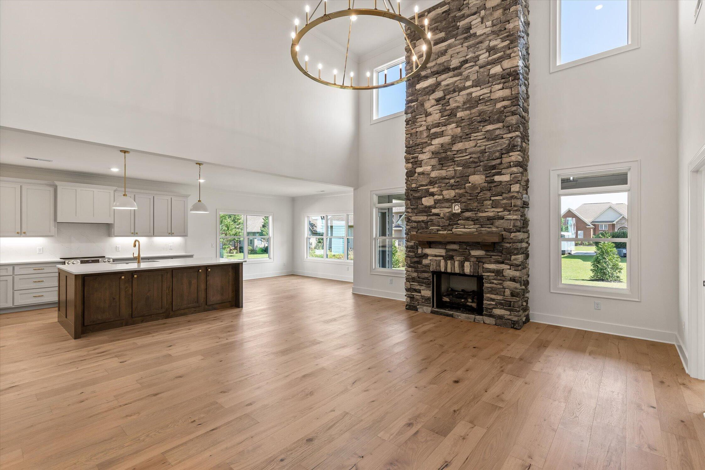7835 Vervena Drive, 5