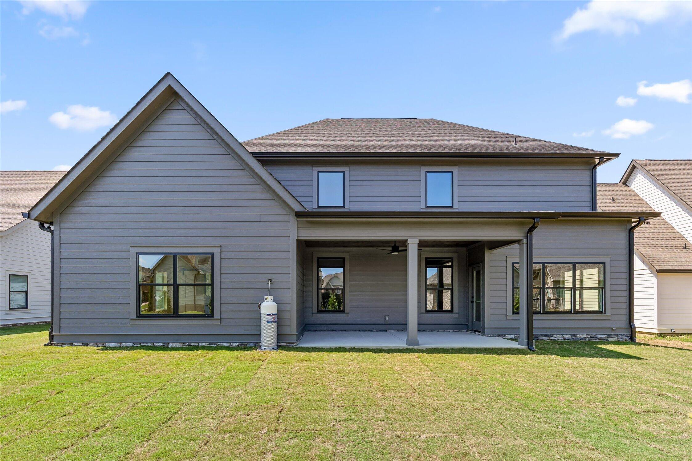 7835 Vervena Drive, 5