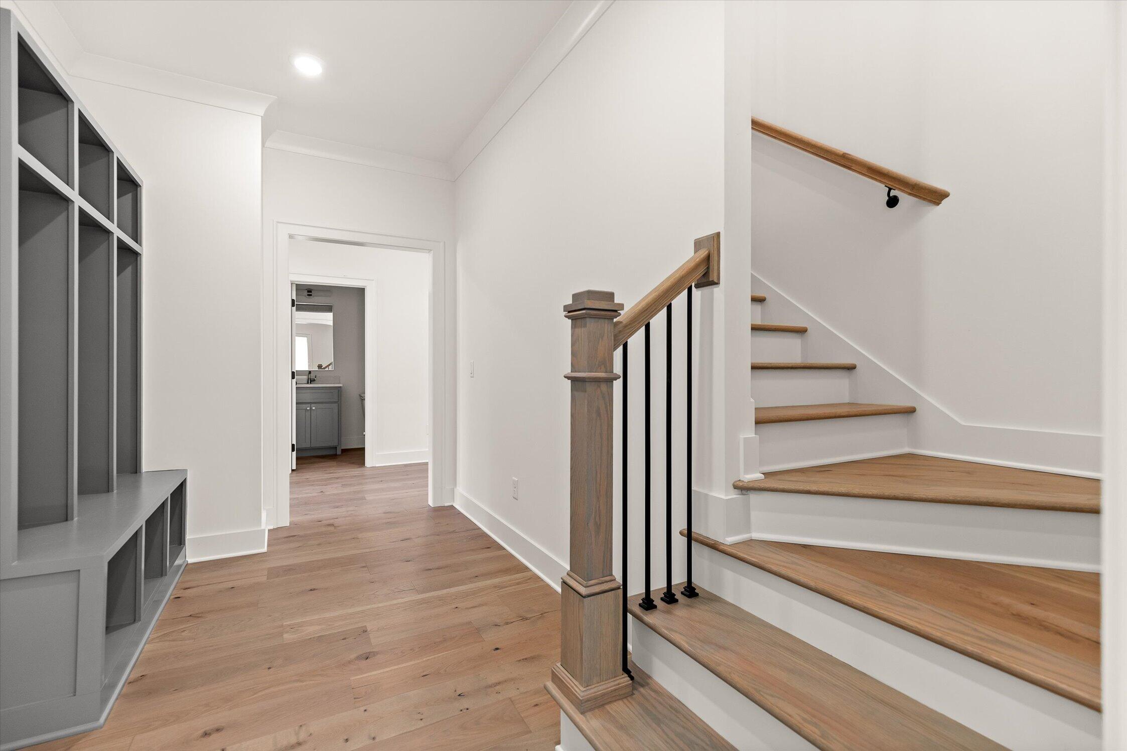 7835 Vervena Drive, 5