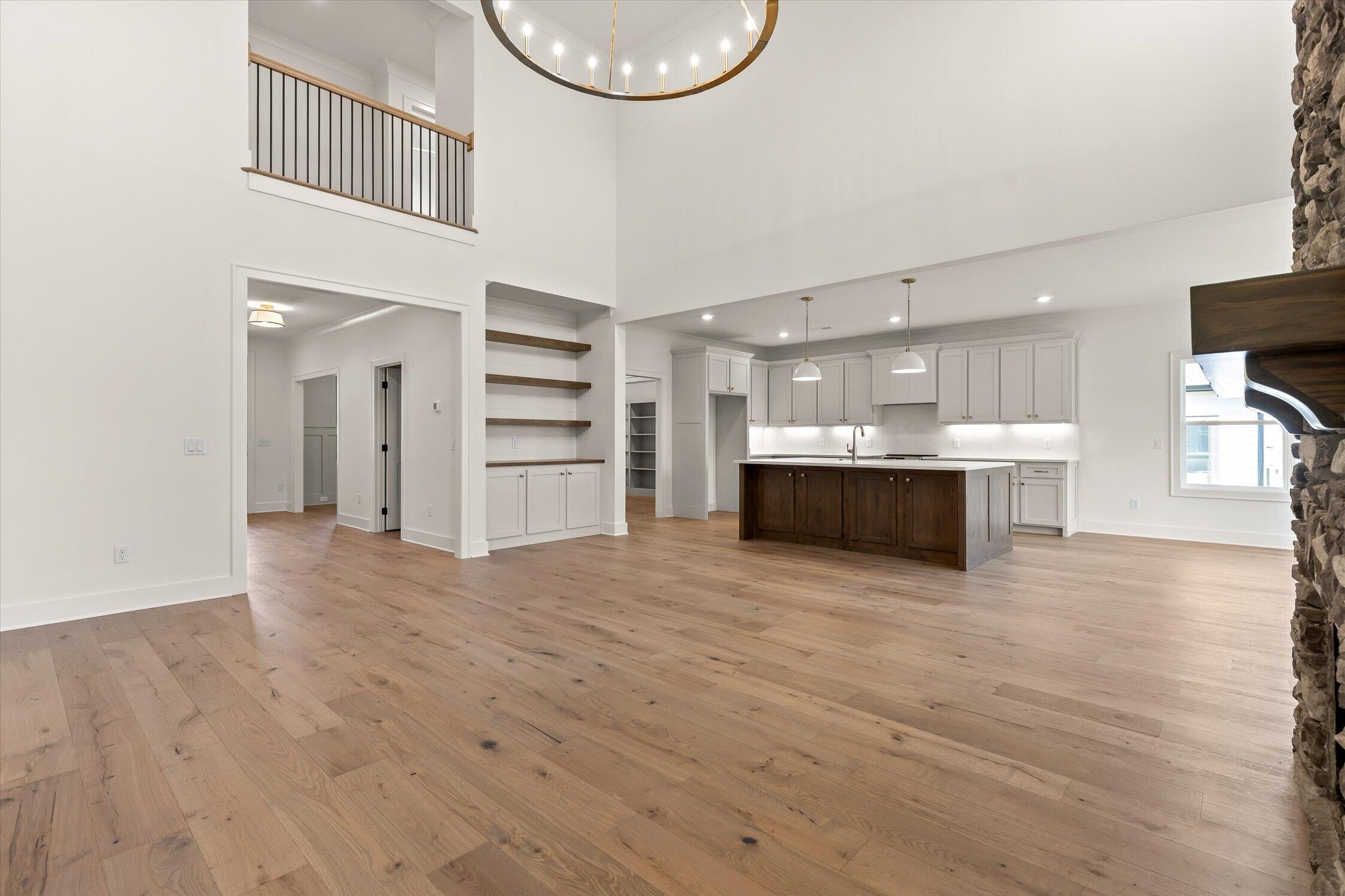 7835 Vervena Drive, 5