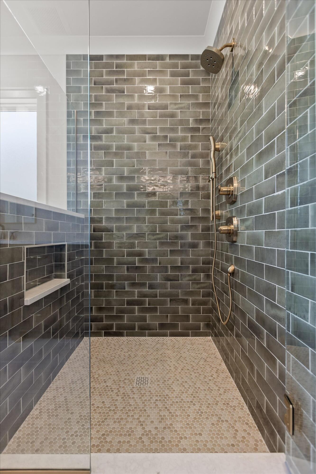 7827 Vervena Drive, 4