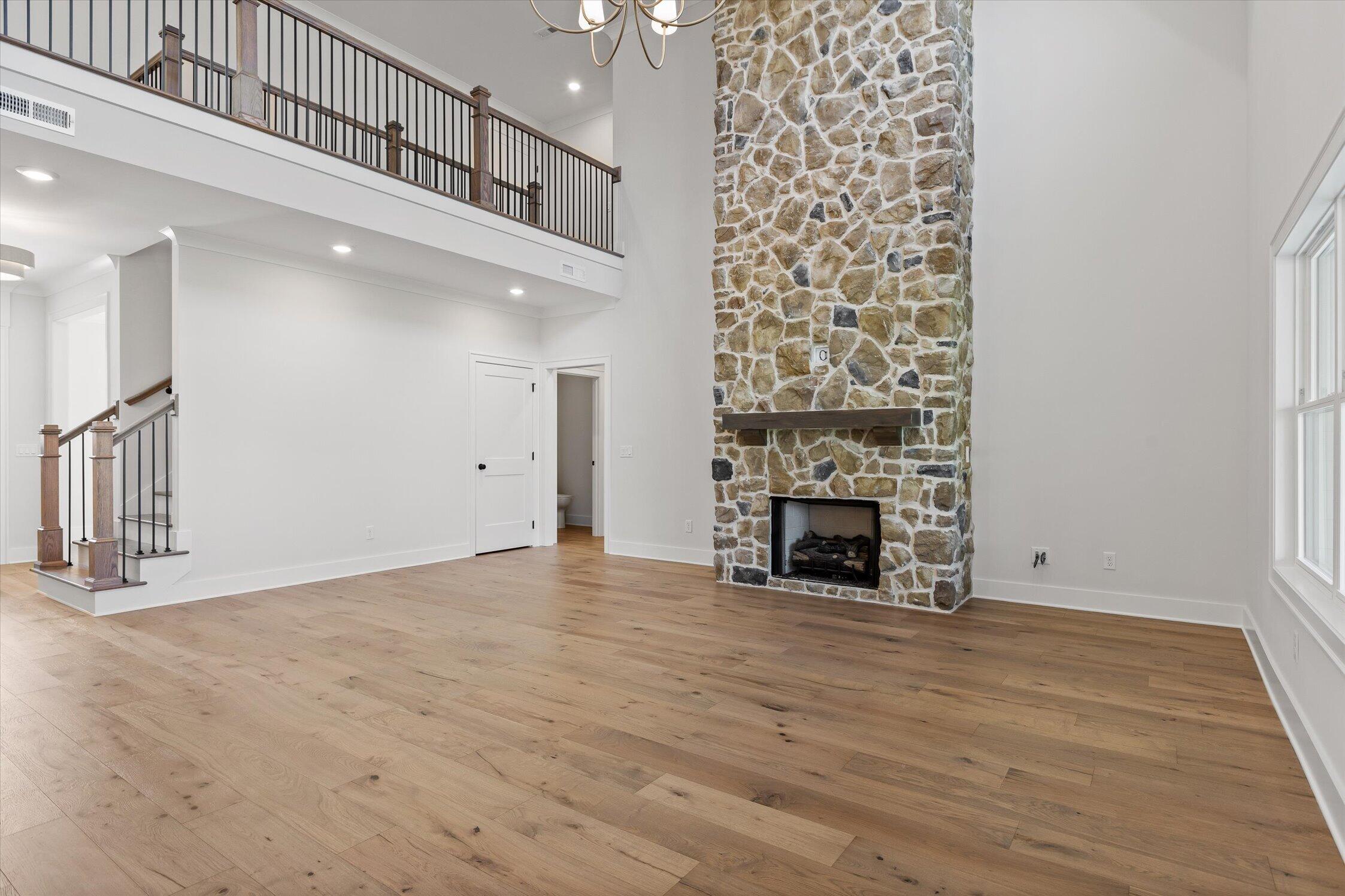 7827 Vervena Drive, 4