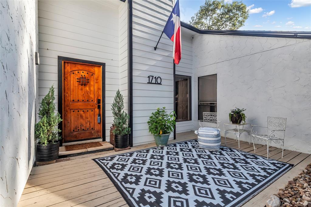1710 Hill Top Lane