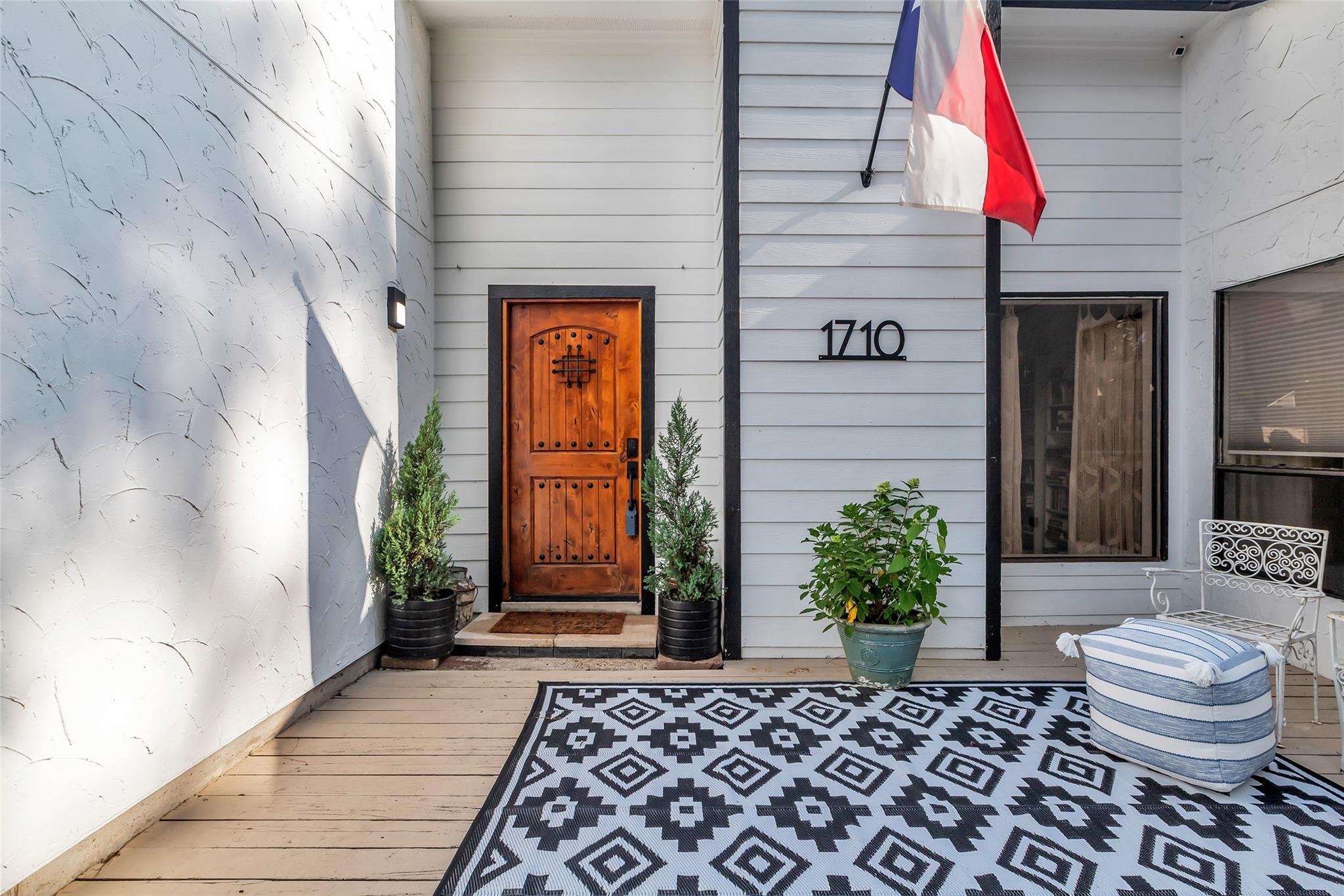 1710 Hill Top Lane