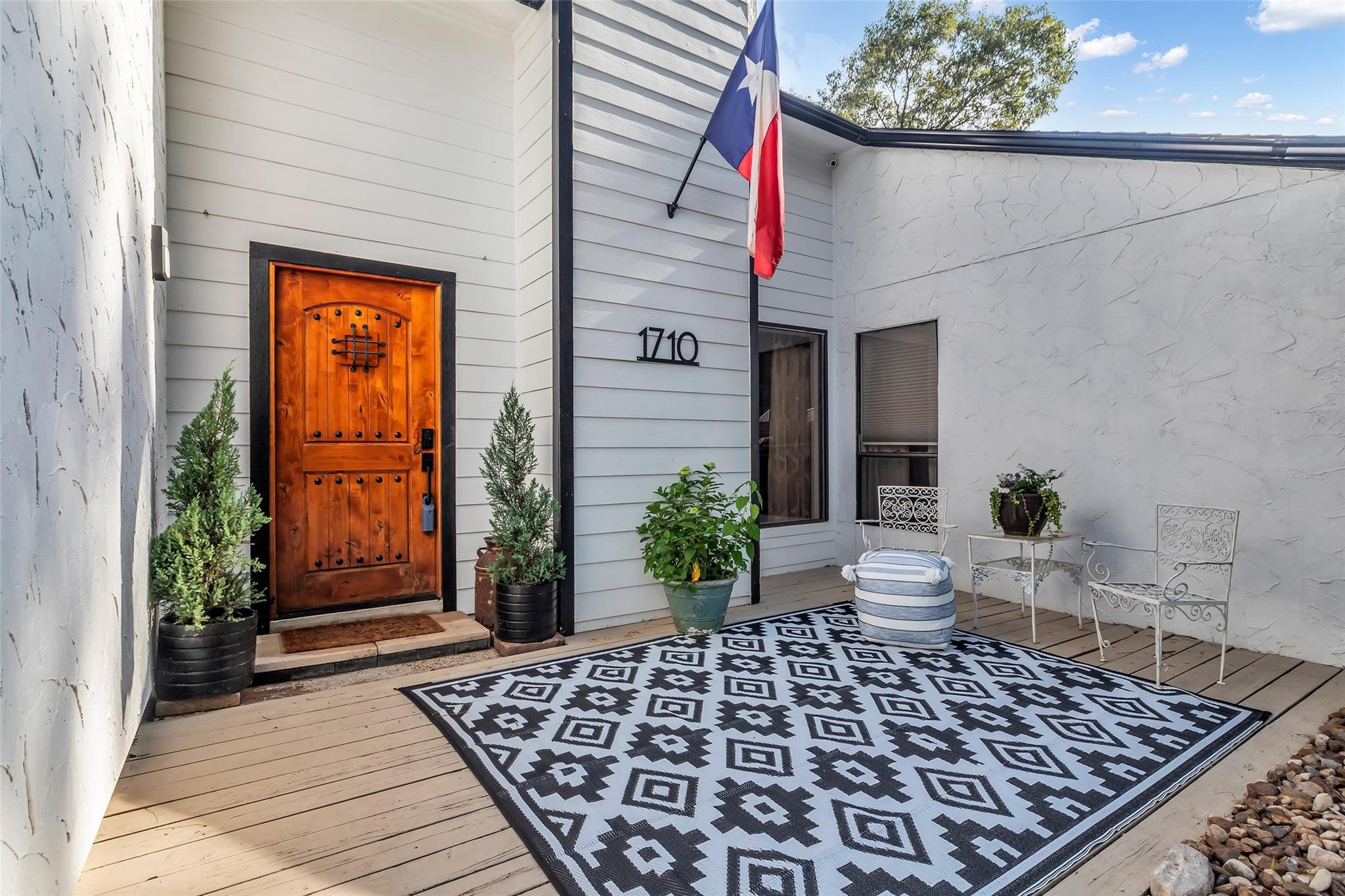 1710 Hill Top Lane