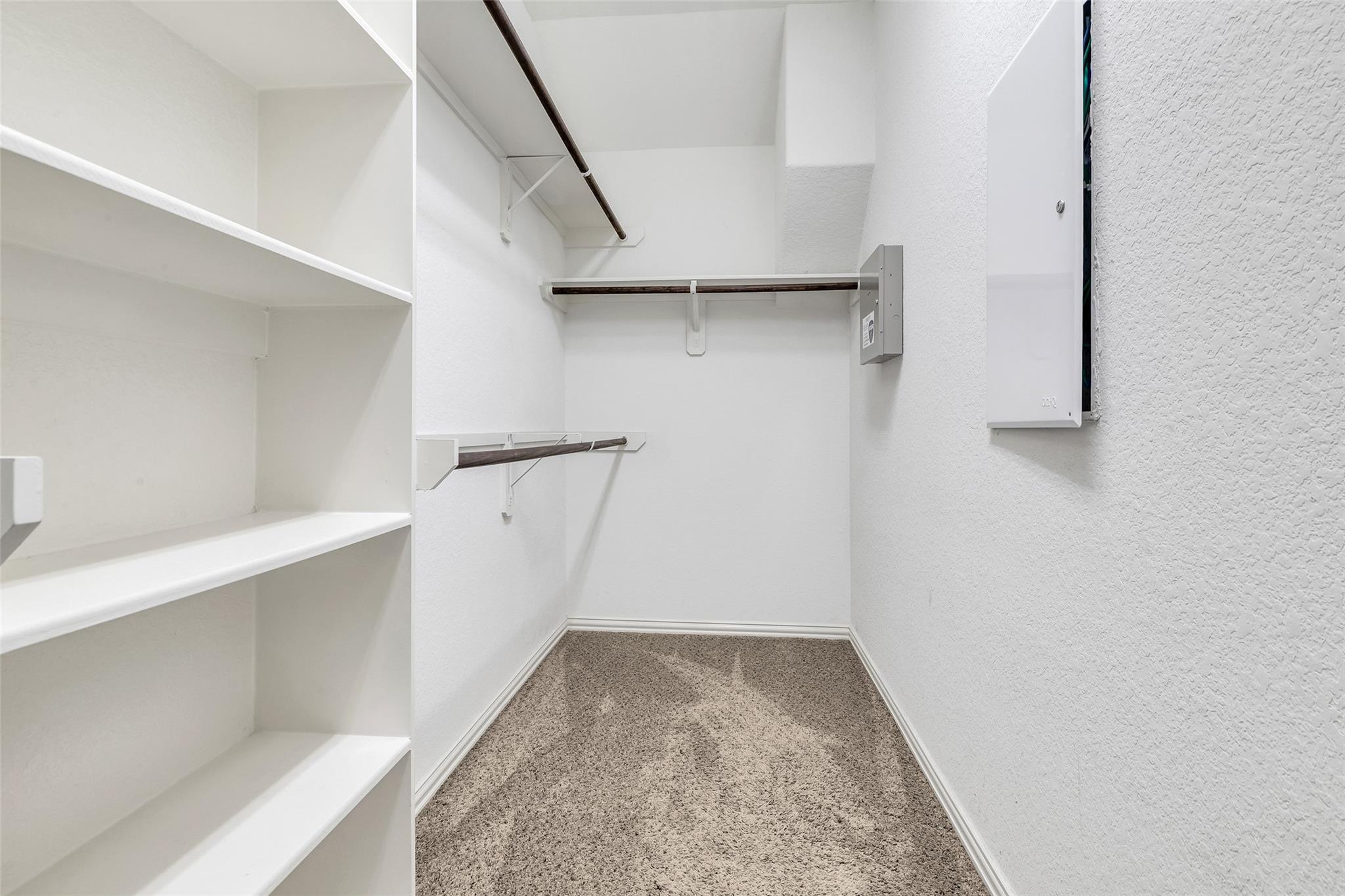 9023 S Comanche Circle