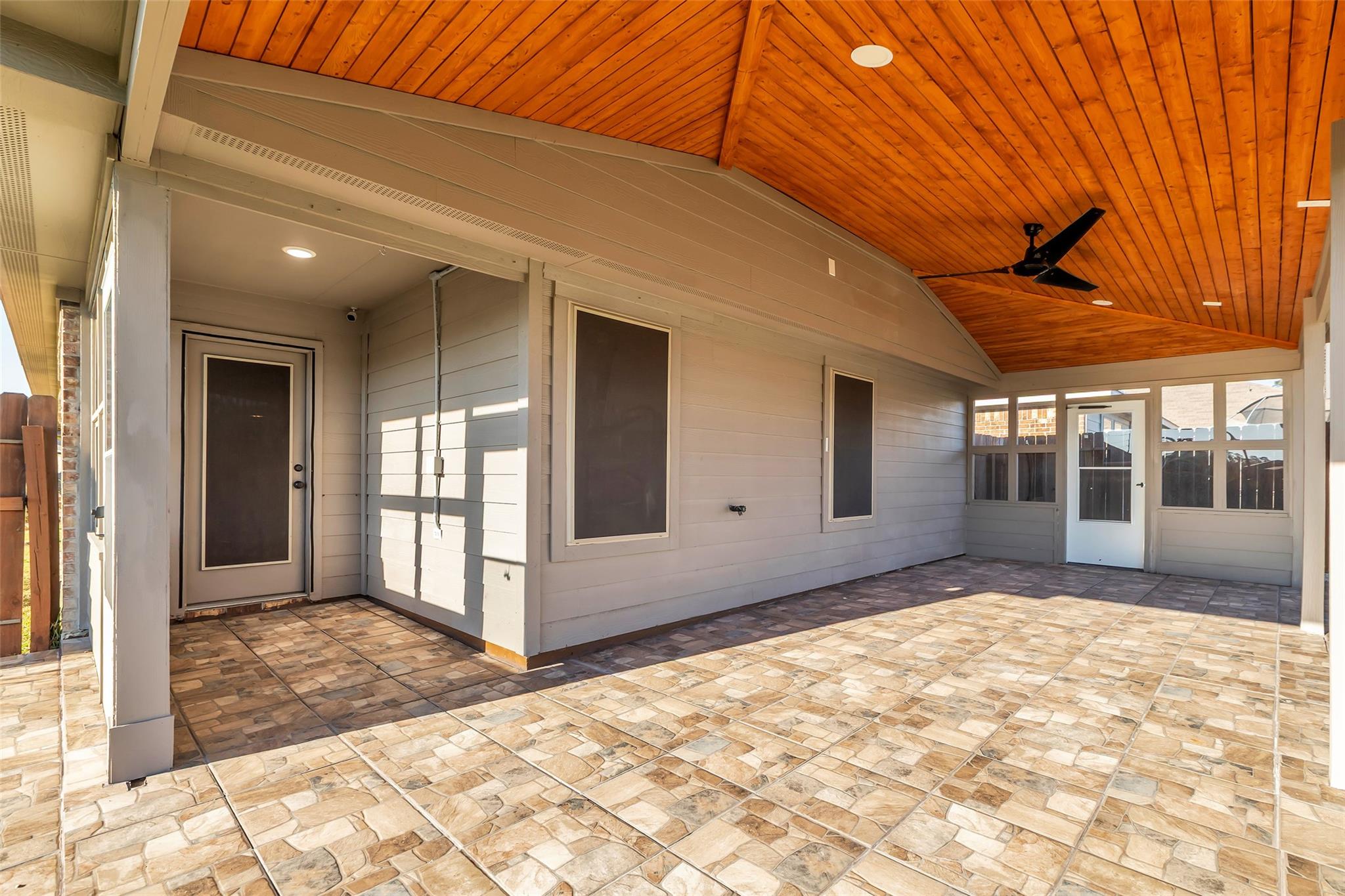 2422 Sheephorn Summit Trail