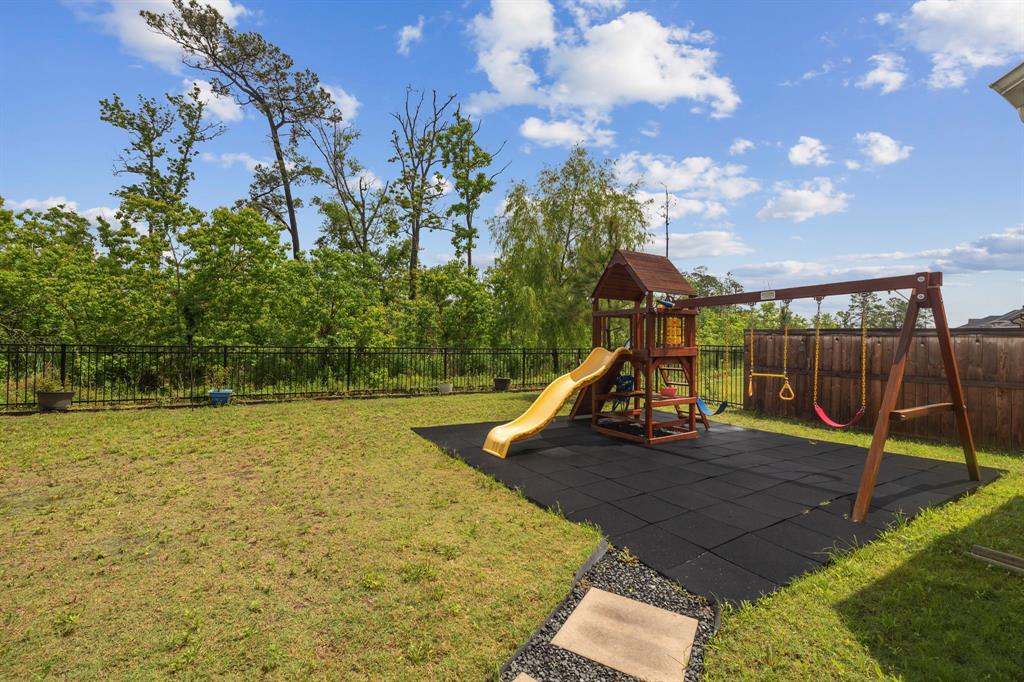17583 Harpers Way