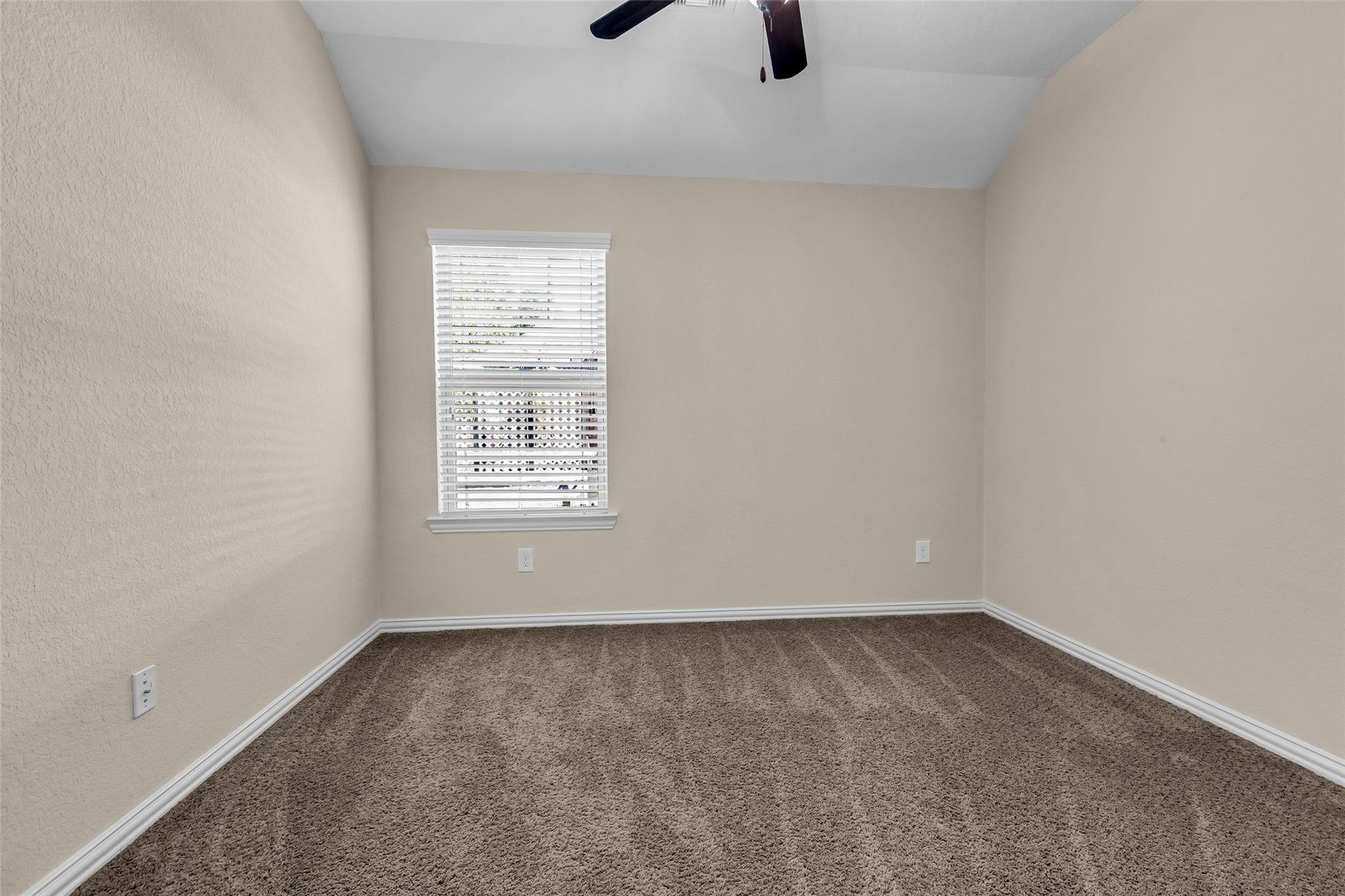 9023 S Comanche Circle