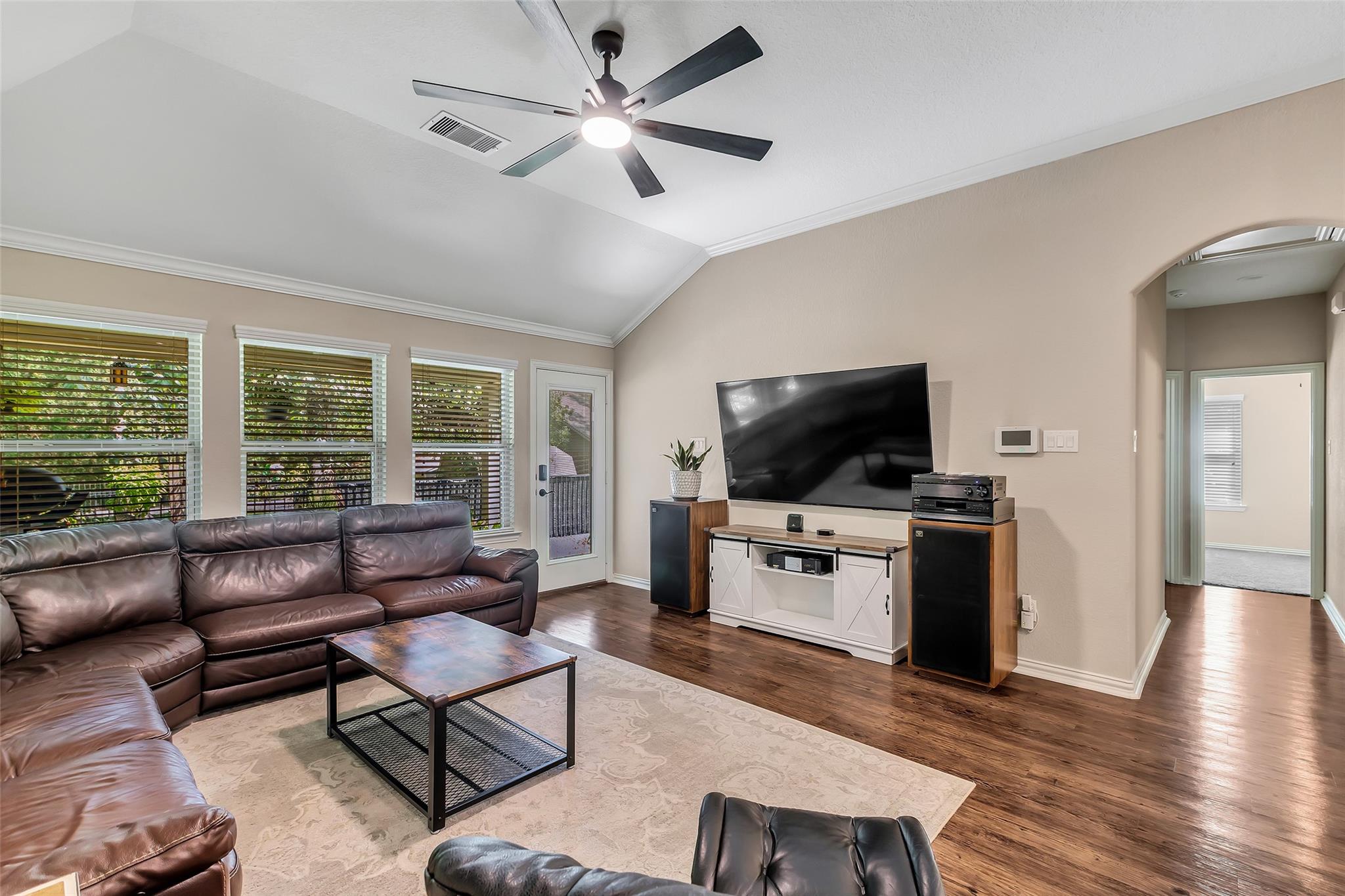 9023 S Comanche Circle