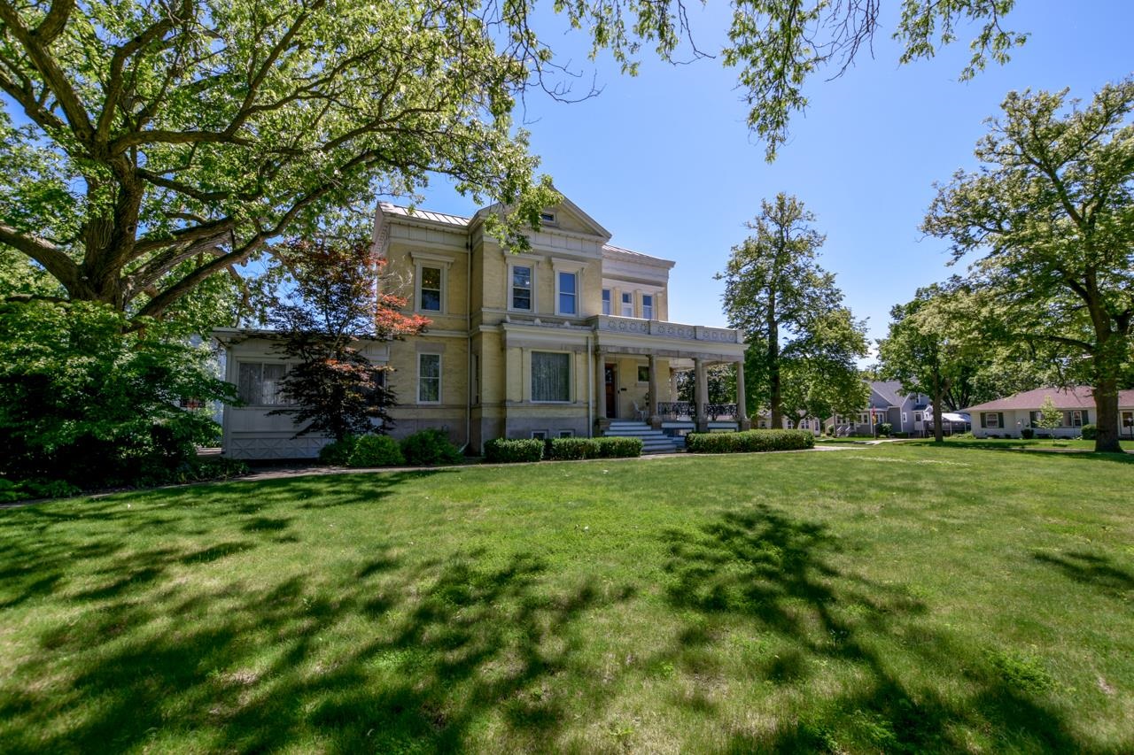 304 E Linden Drive