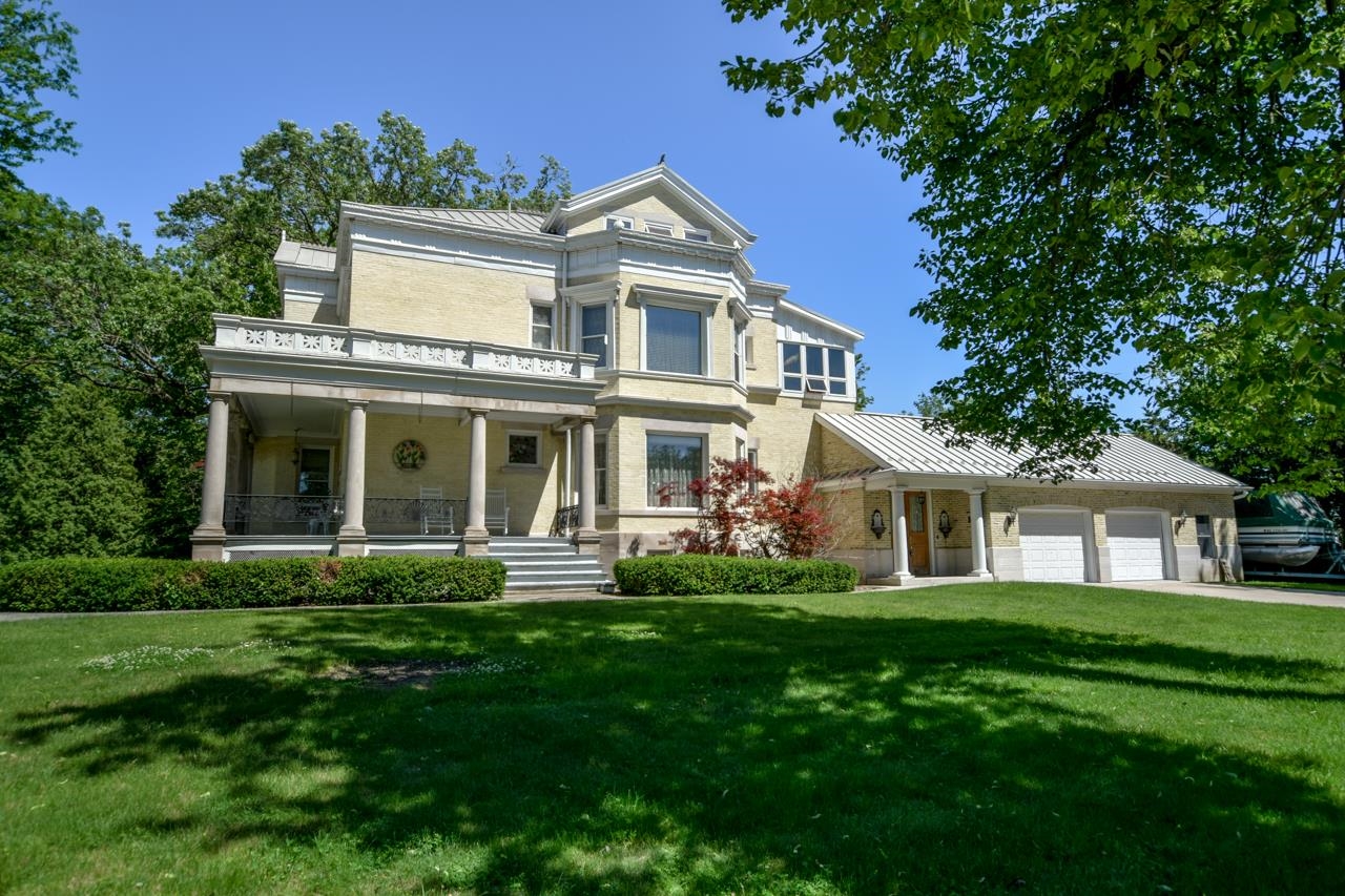 304 E Linden Drive