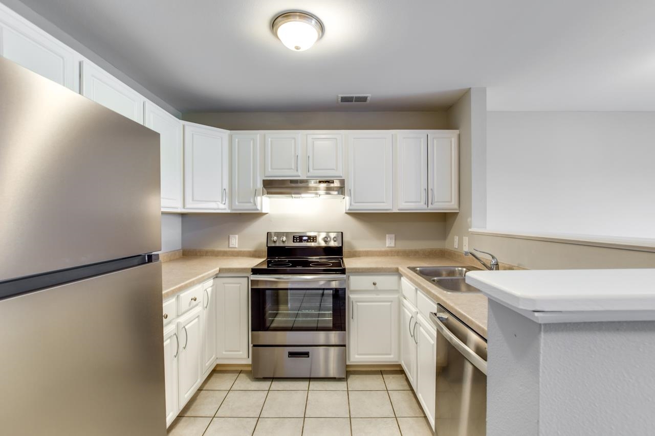 102 Prairie Heights Drive 213