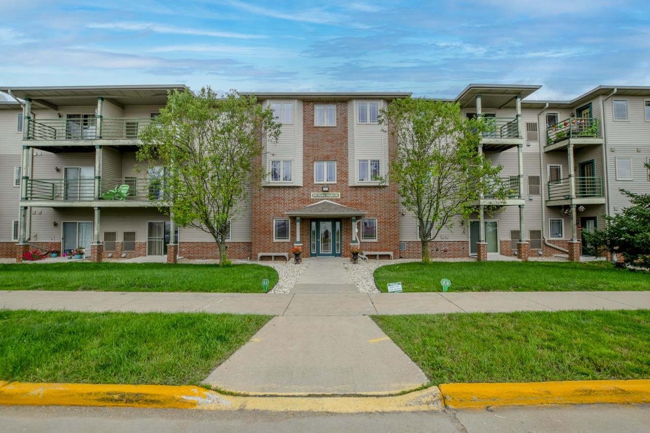102 Prairie Heights Drive 213