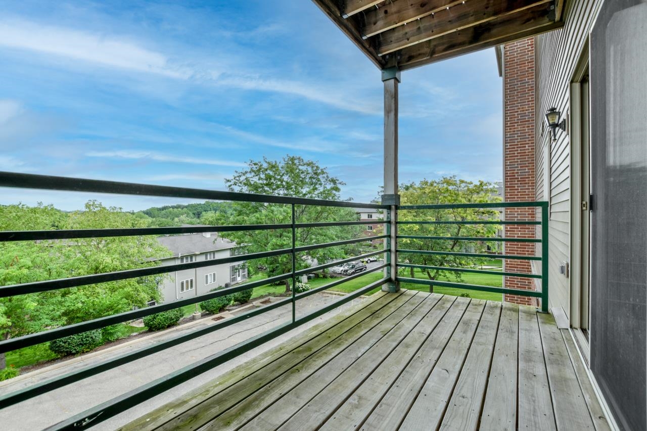 102 Prairie Heights Drive 213