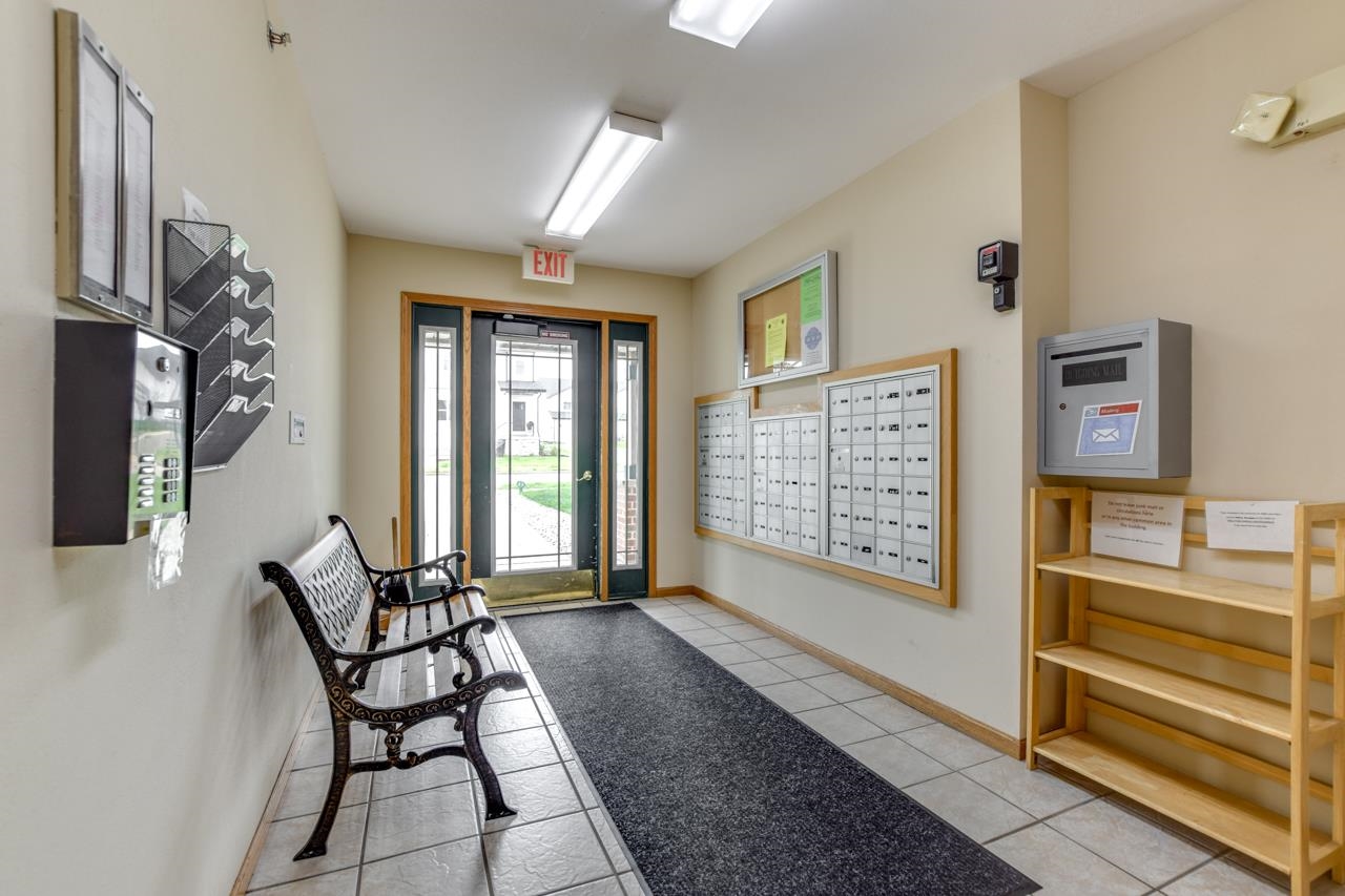102 Prairie Heights Drive 213