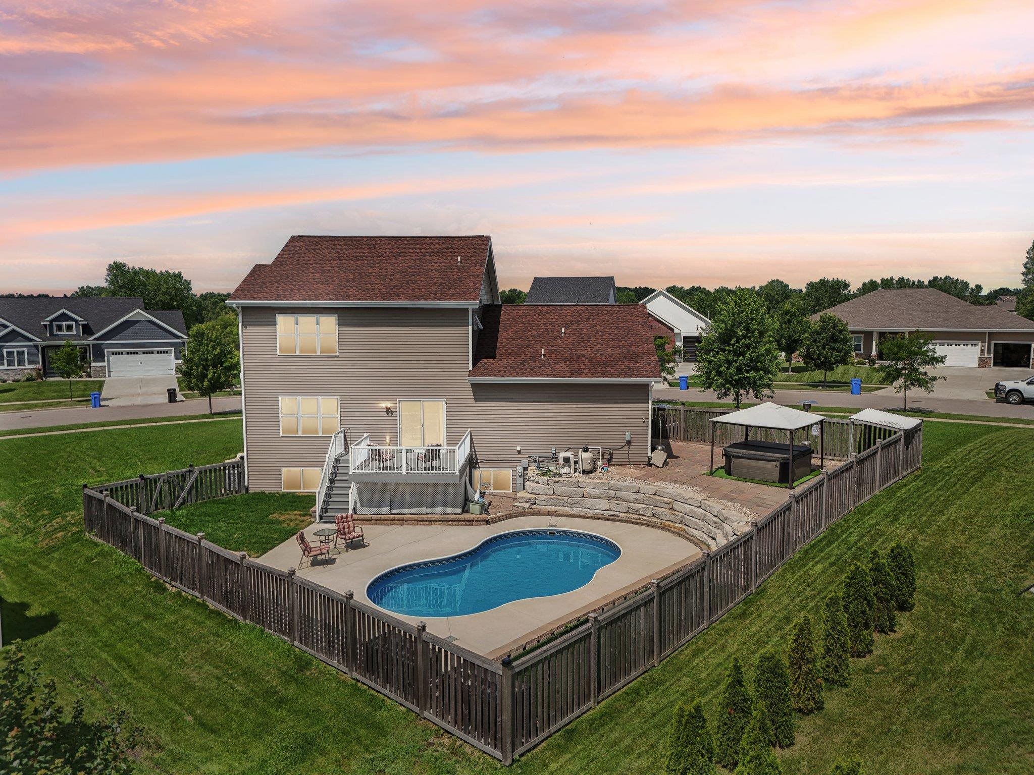 4390 Eagle Ridge Lane