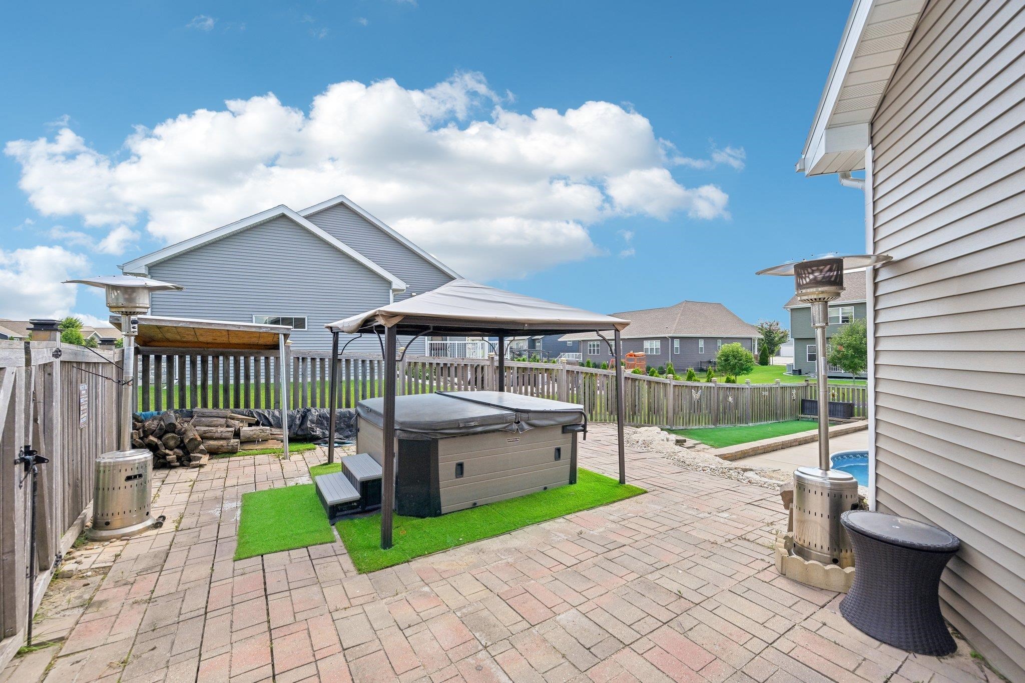 4390 Eagle Ridge Lane