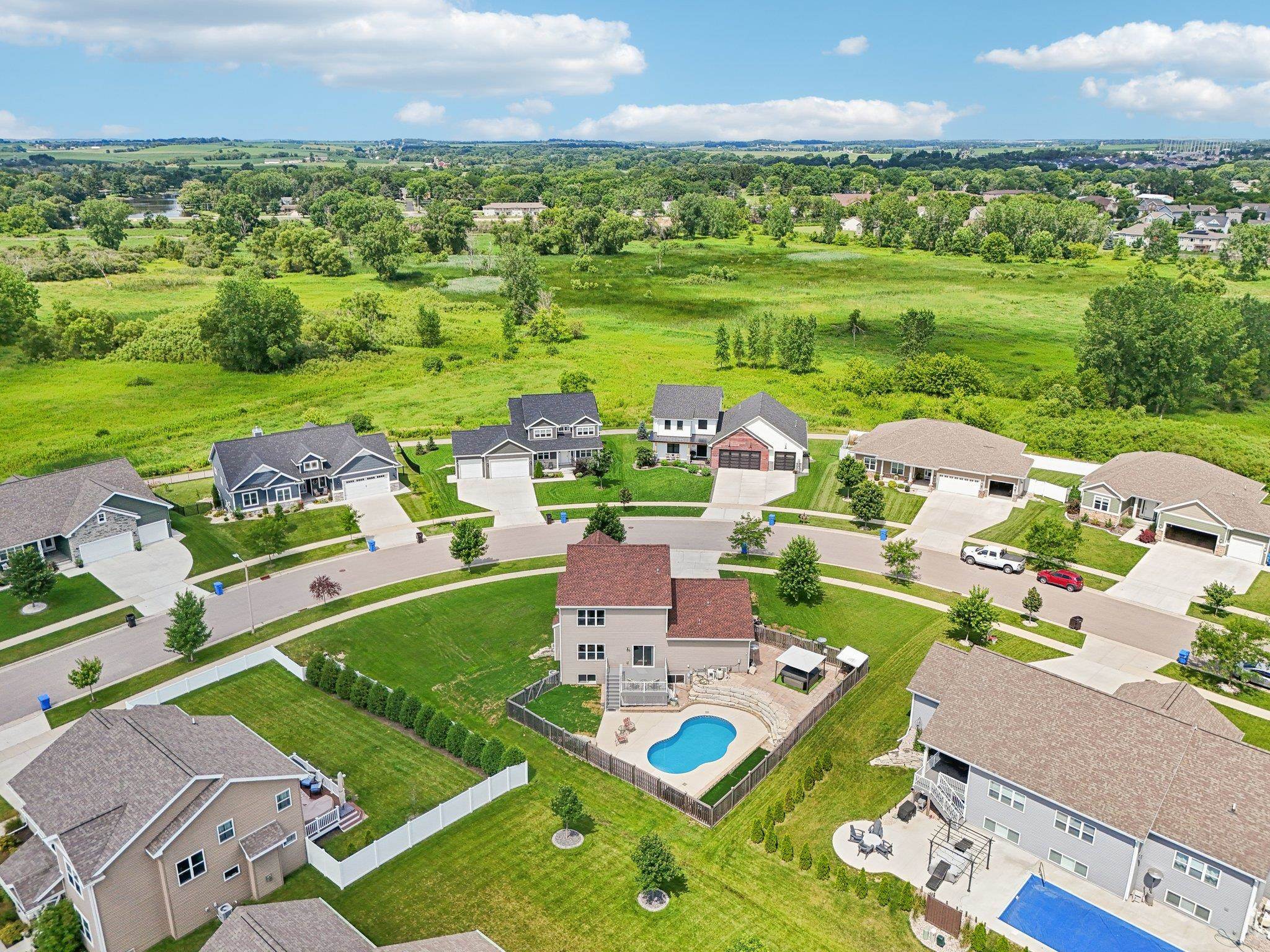 4390 Eagle Ridge Lane