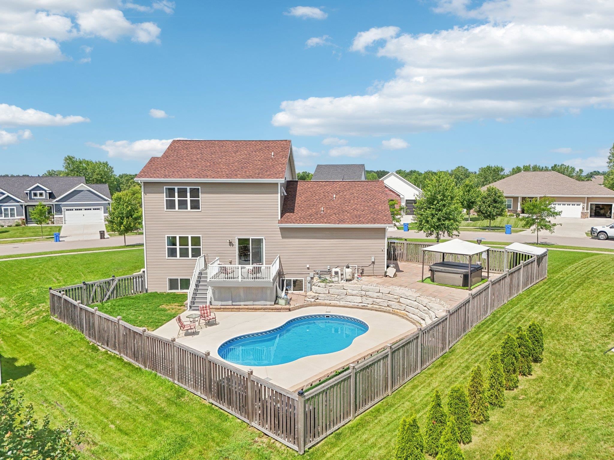 4390 Eagle Ridge Lane