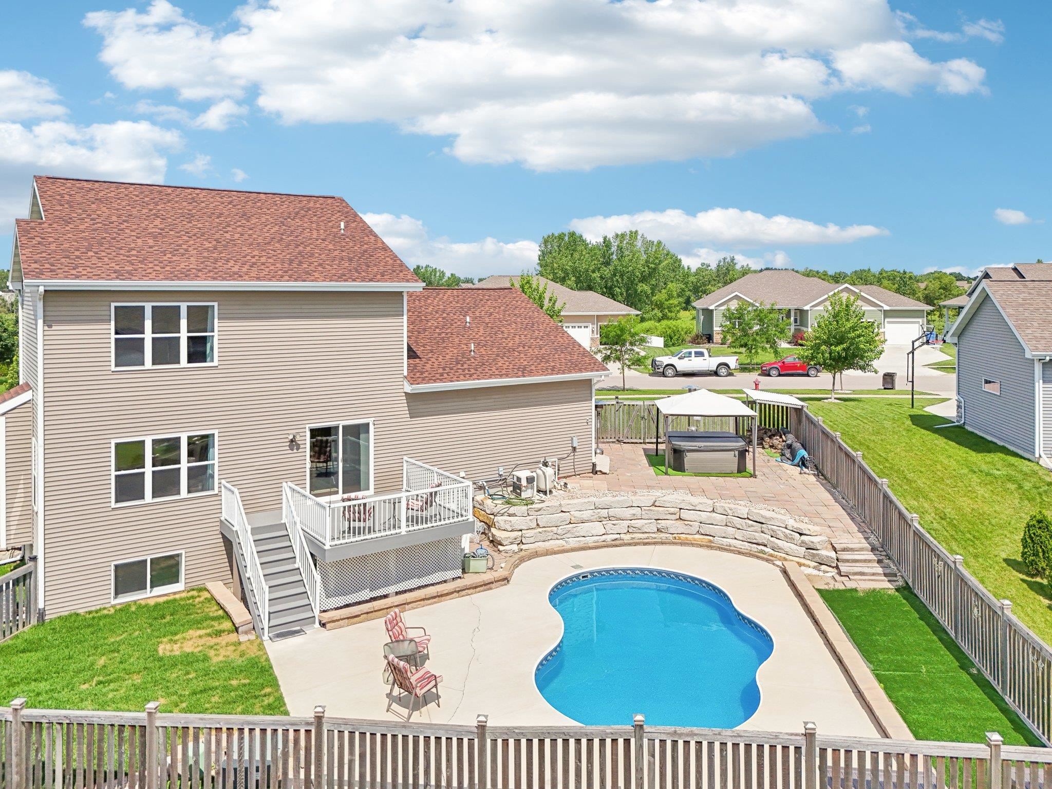 4390 Eagle Ridge Lane