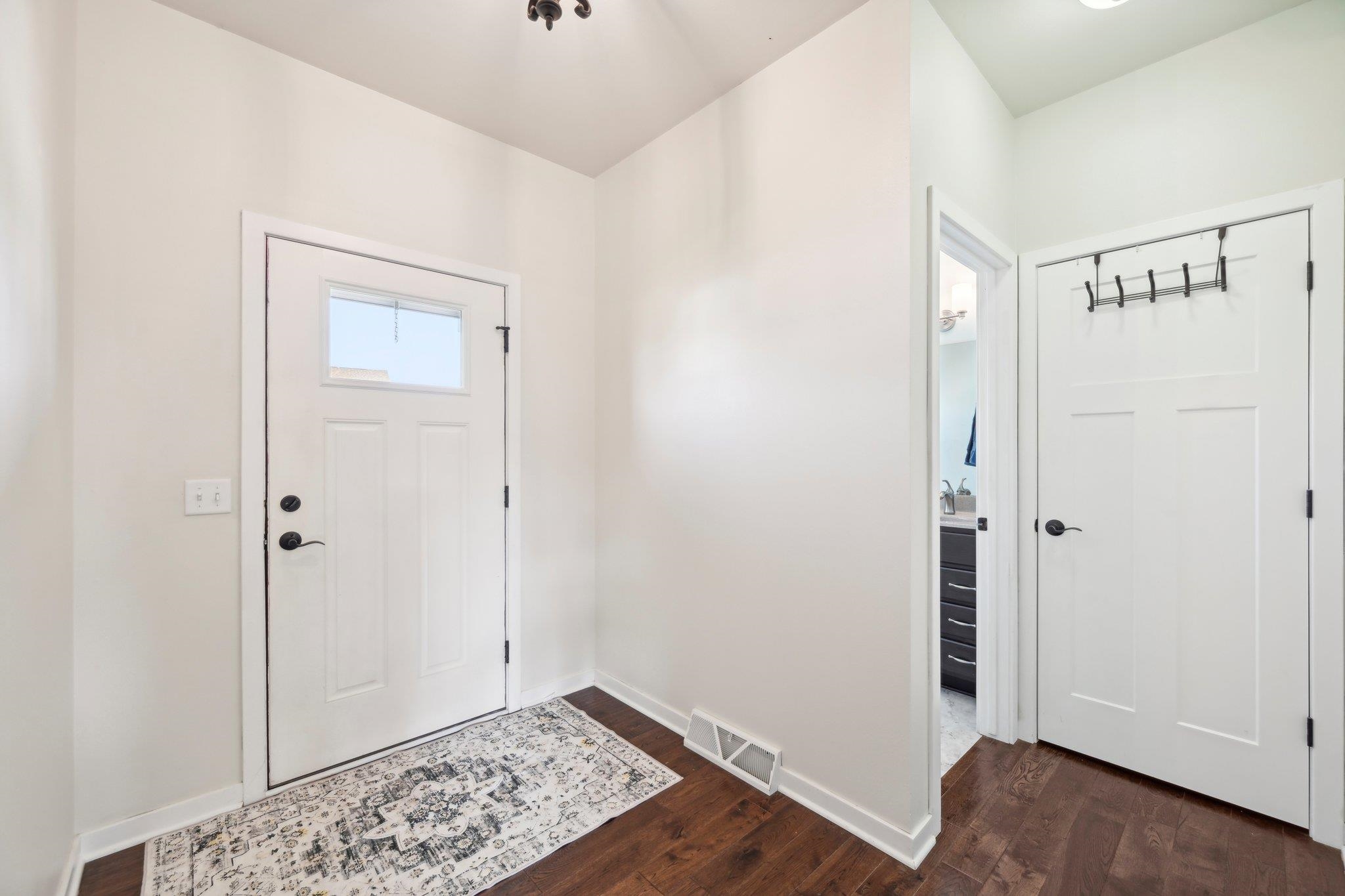 4390 Eagle Ridge Lane