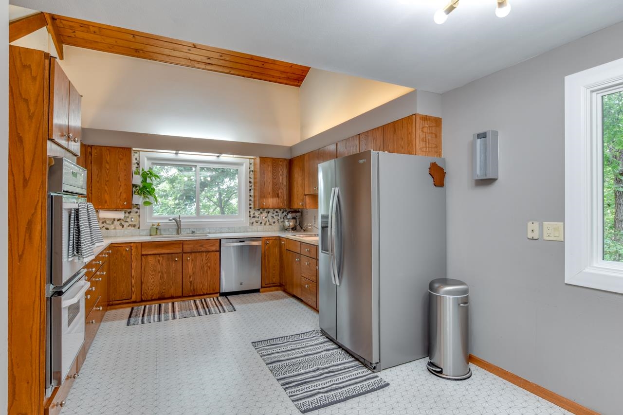 4905 Foxfire Trail