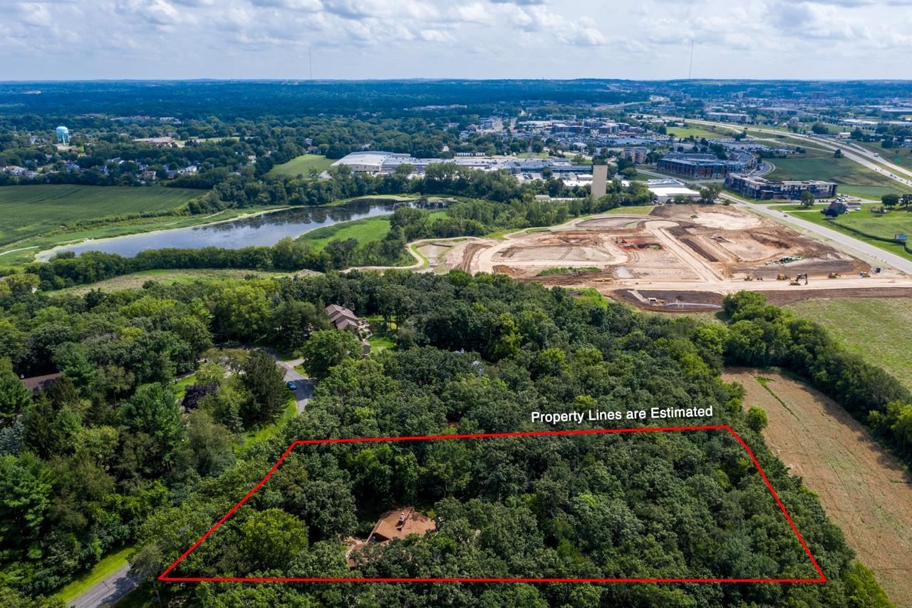 4905 Foxfire Trail