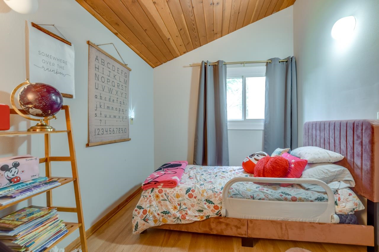 4905 Foxfire Trail