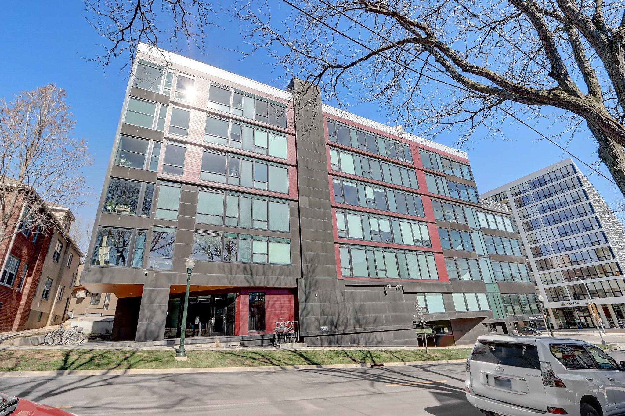 211 S Henry Street 403