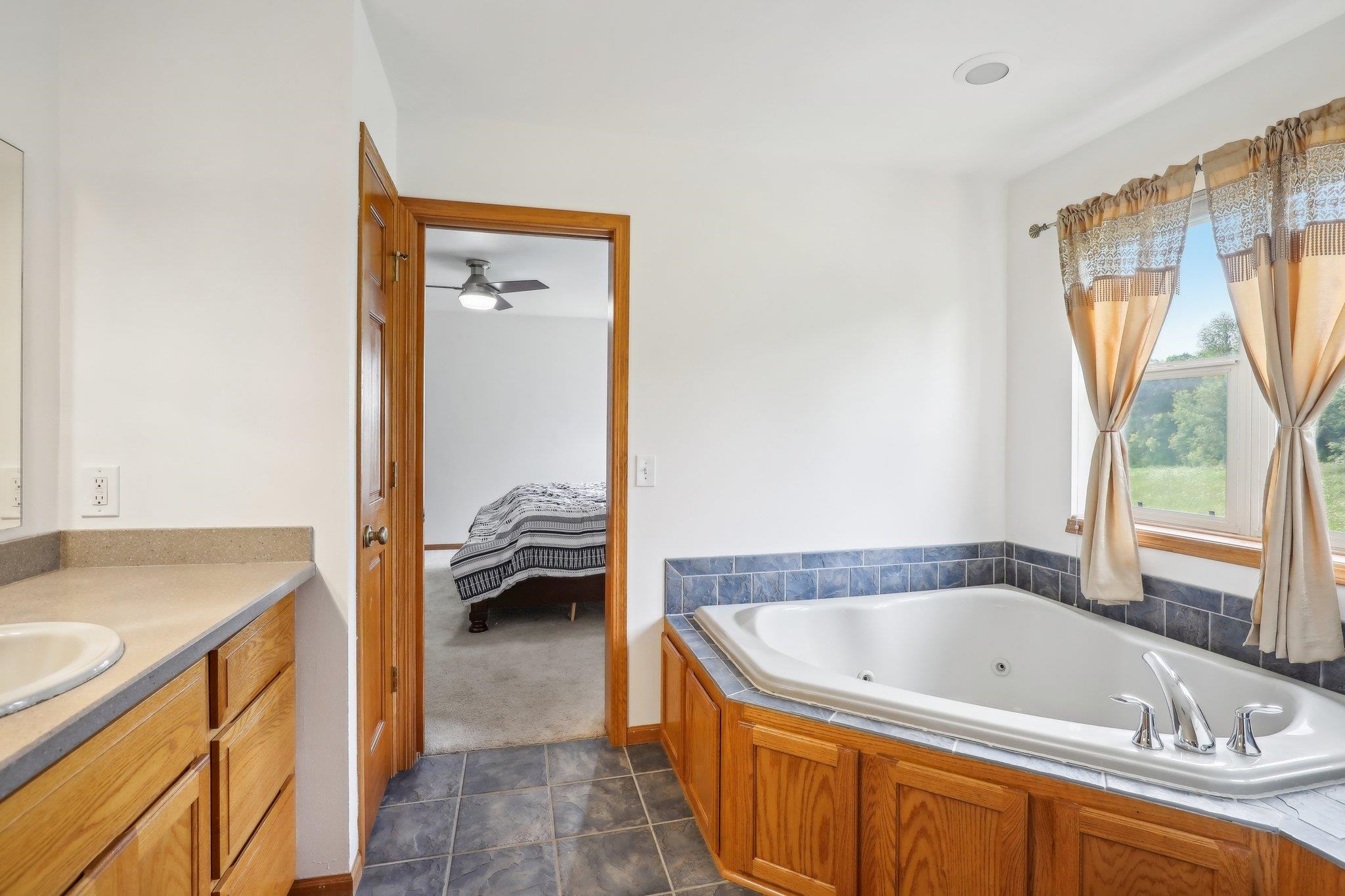 7822 Copper Leaf Trail