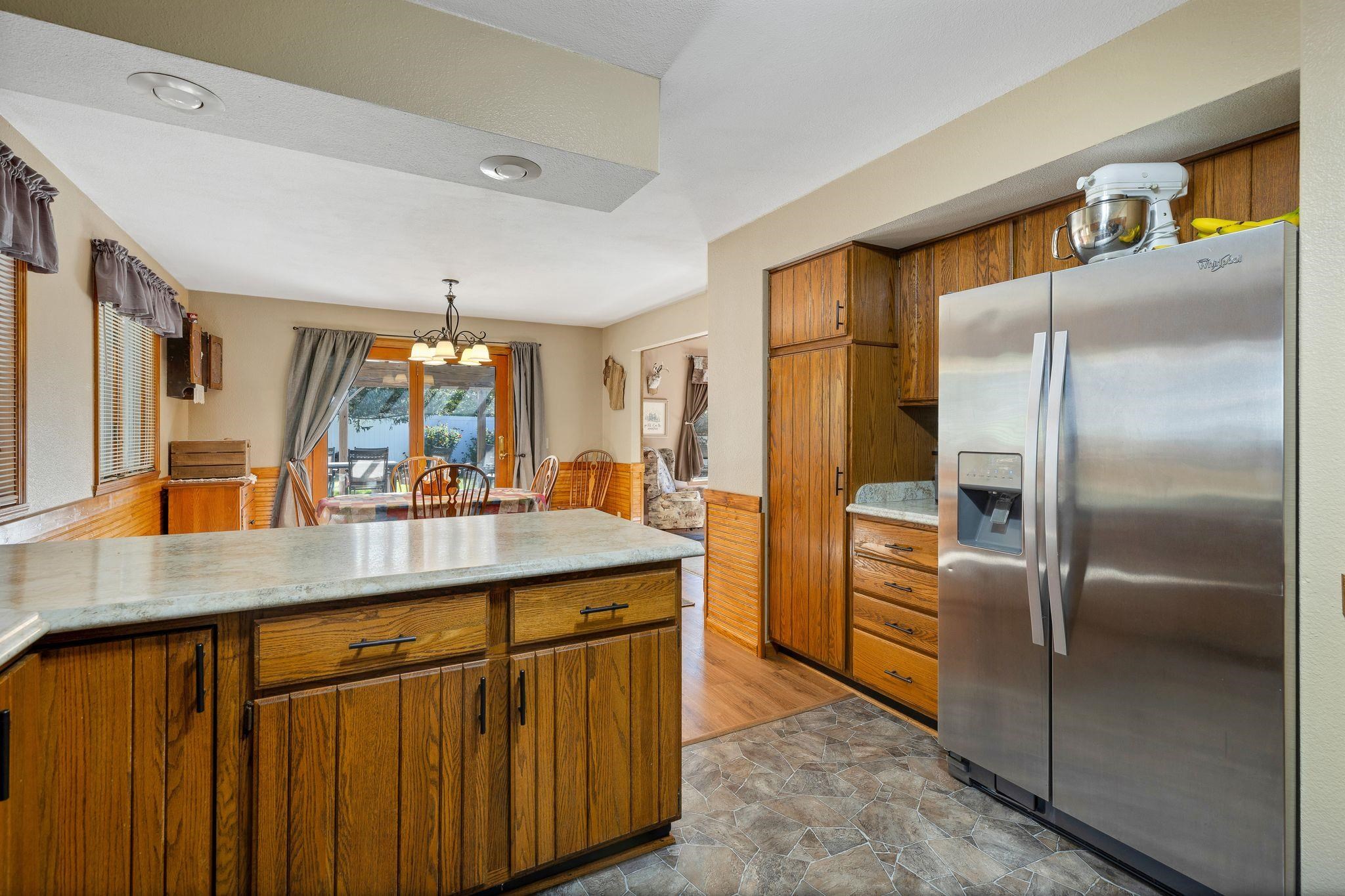 734 Lyndhurst Drive