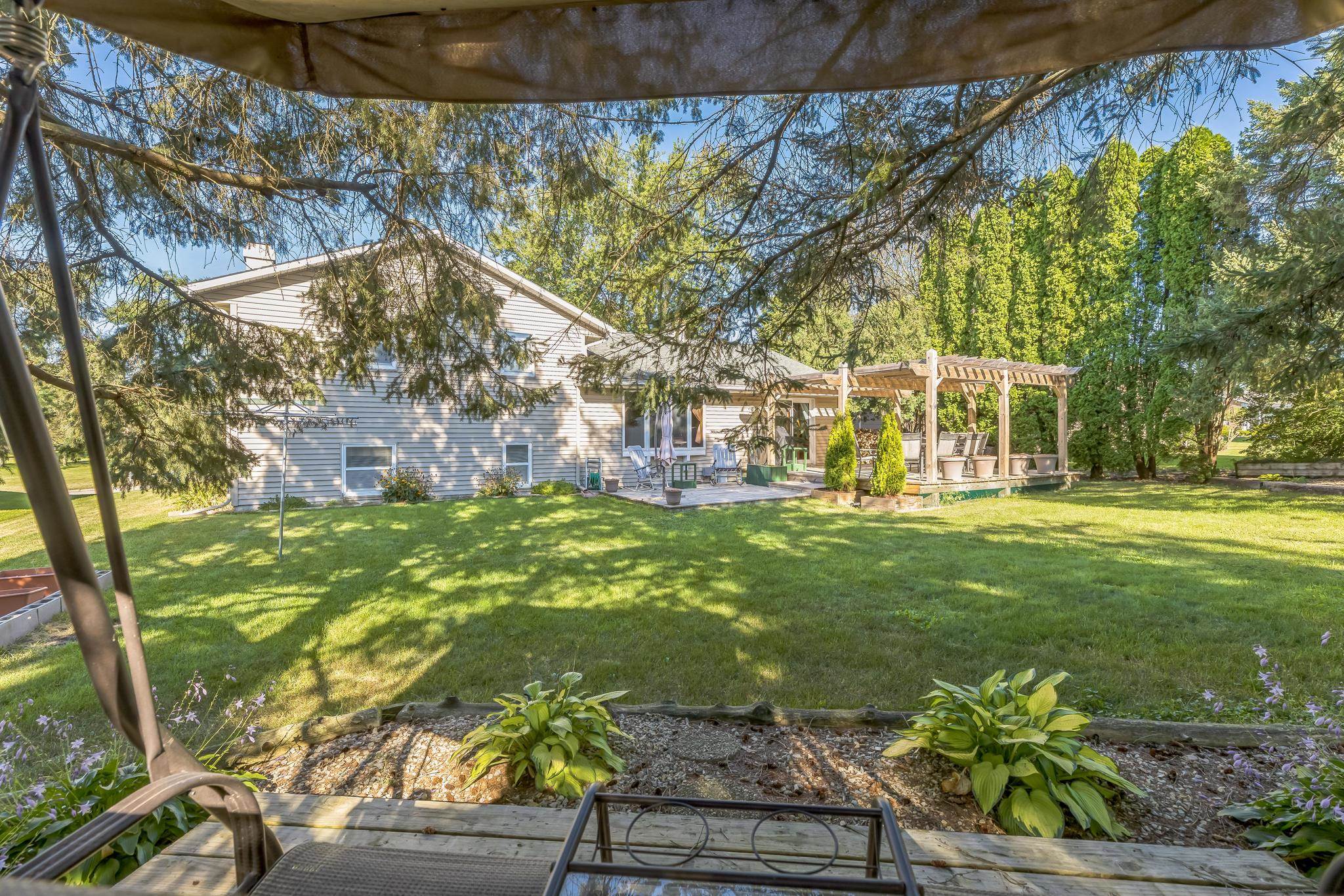 734 Lyndhurst Drive