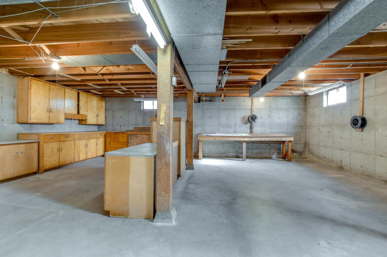 4041 Rockwell Drive