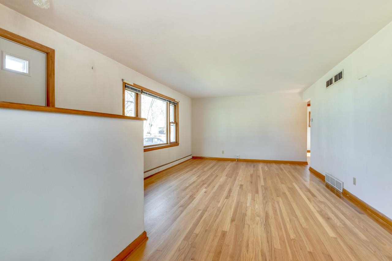 4041 Rockwell Drive