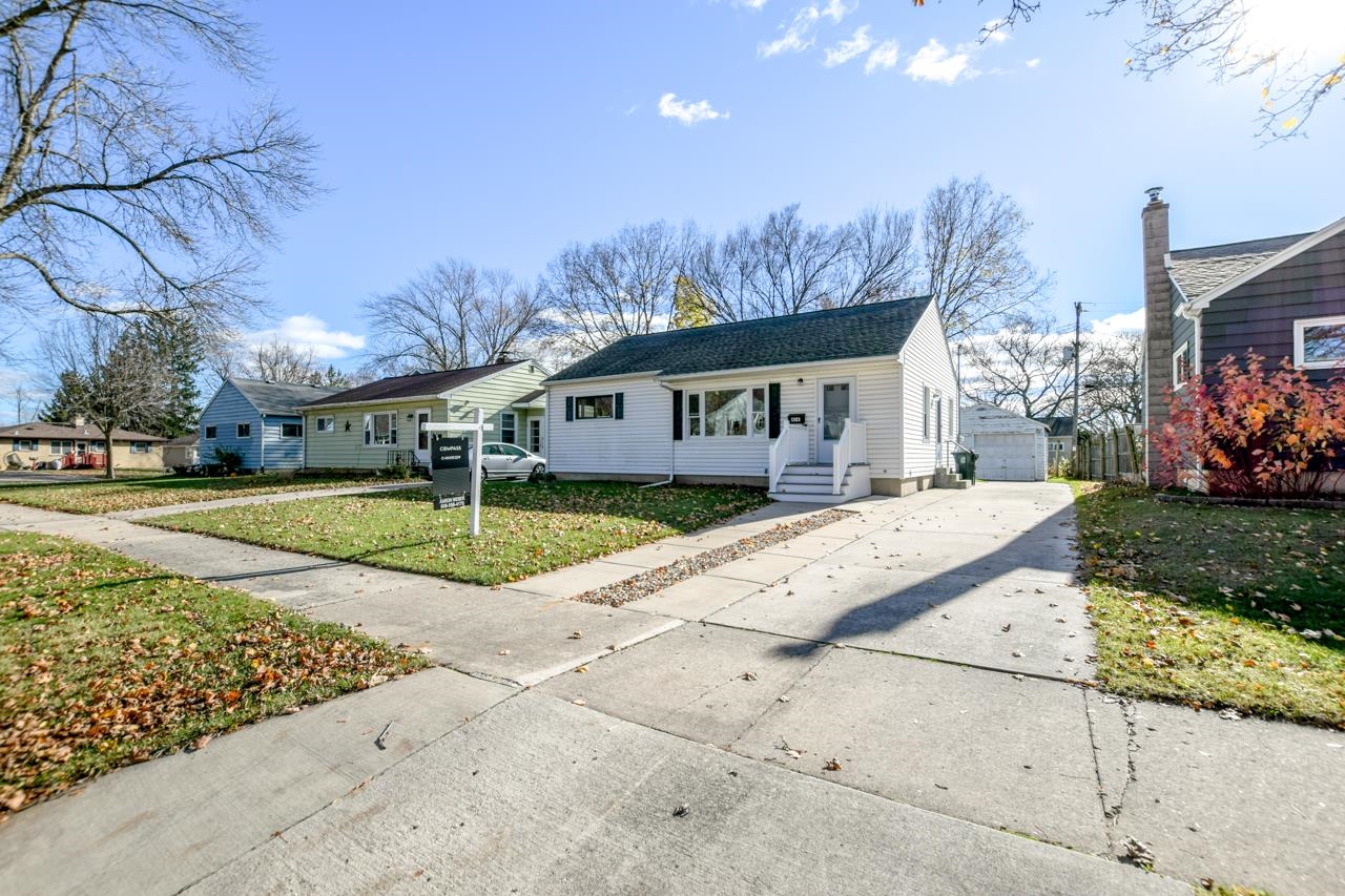 4041 Rockwell Drive