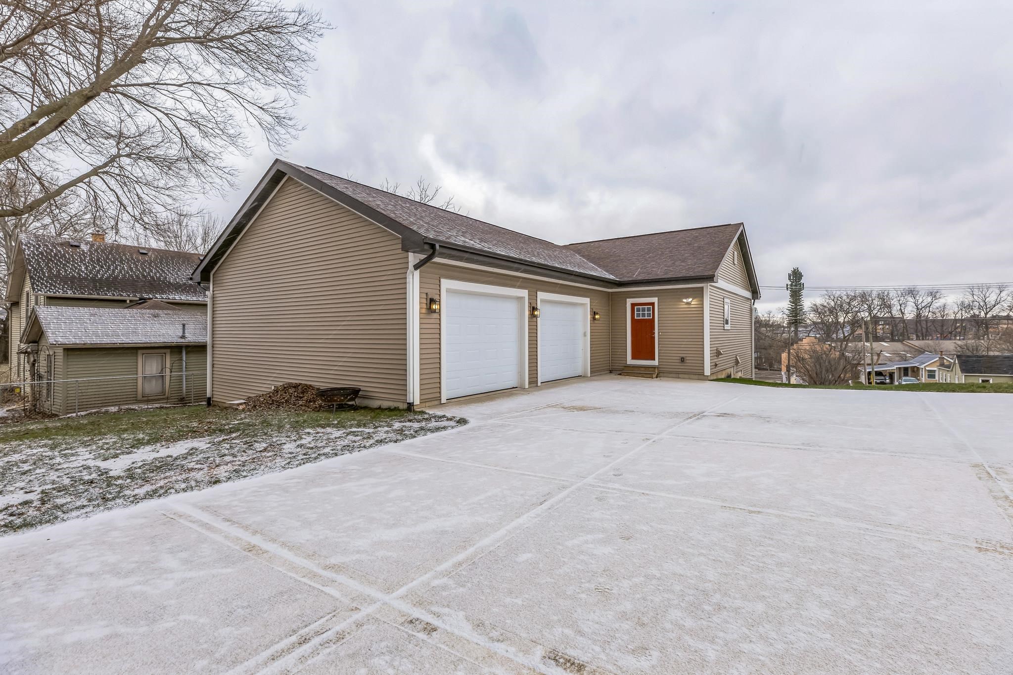 109 Hillside Avenue