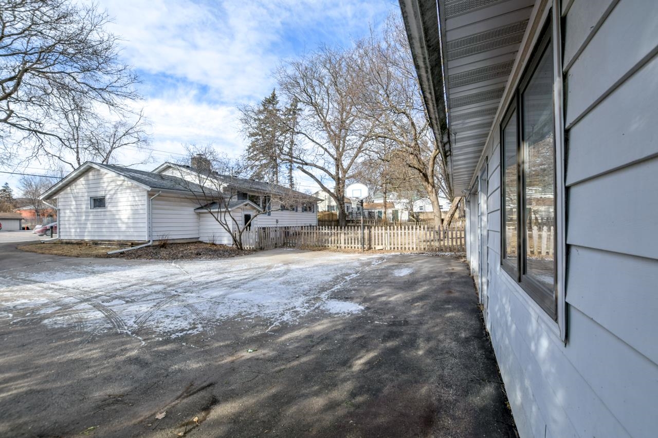 409 N Main Street