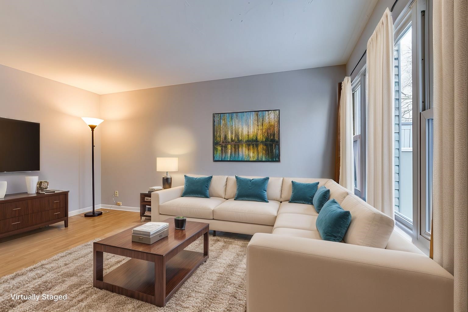 324 East Bluff