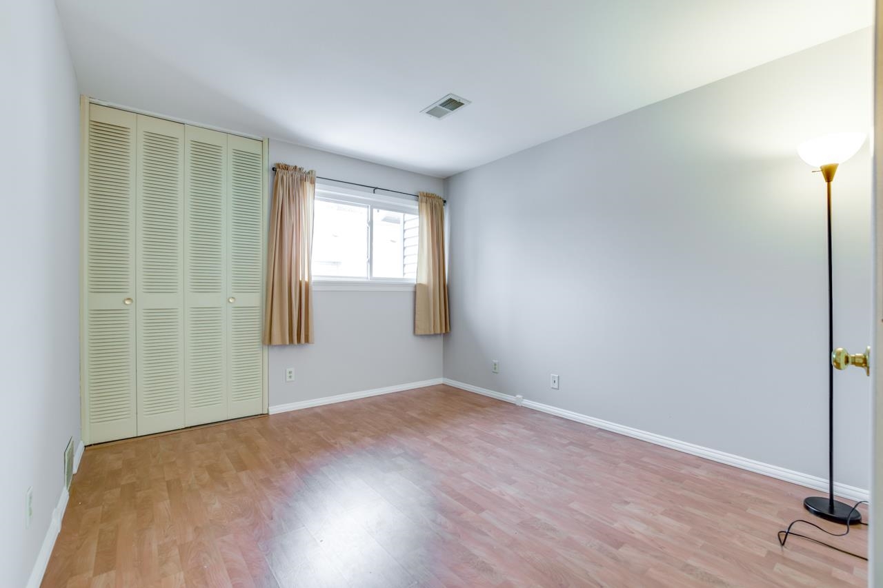 324 East Bluff