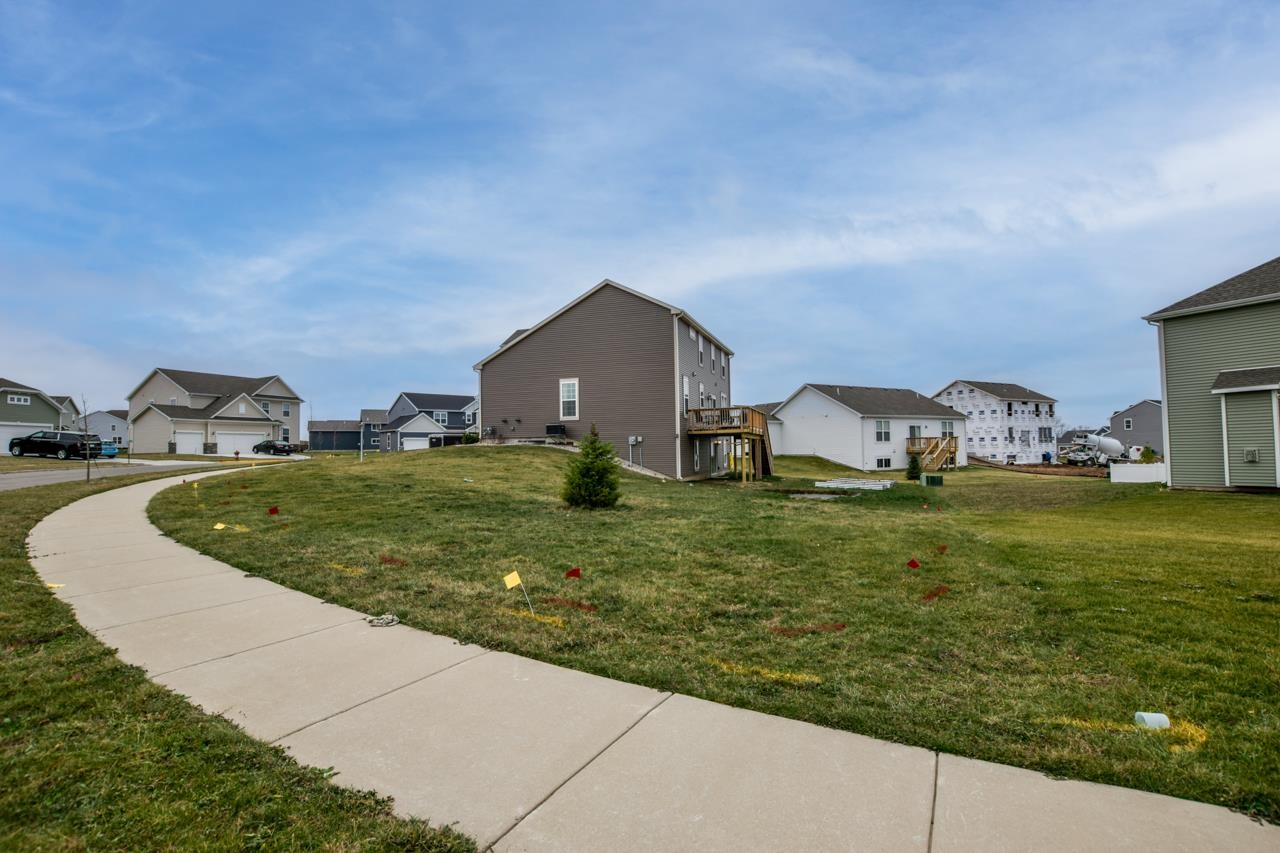 4136 Eton Circle