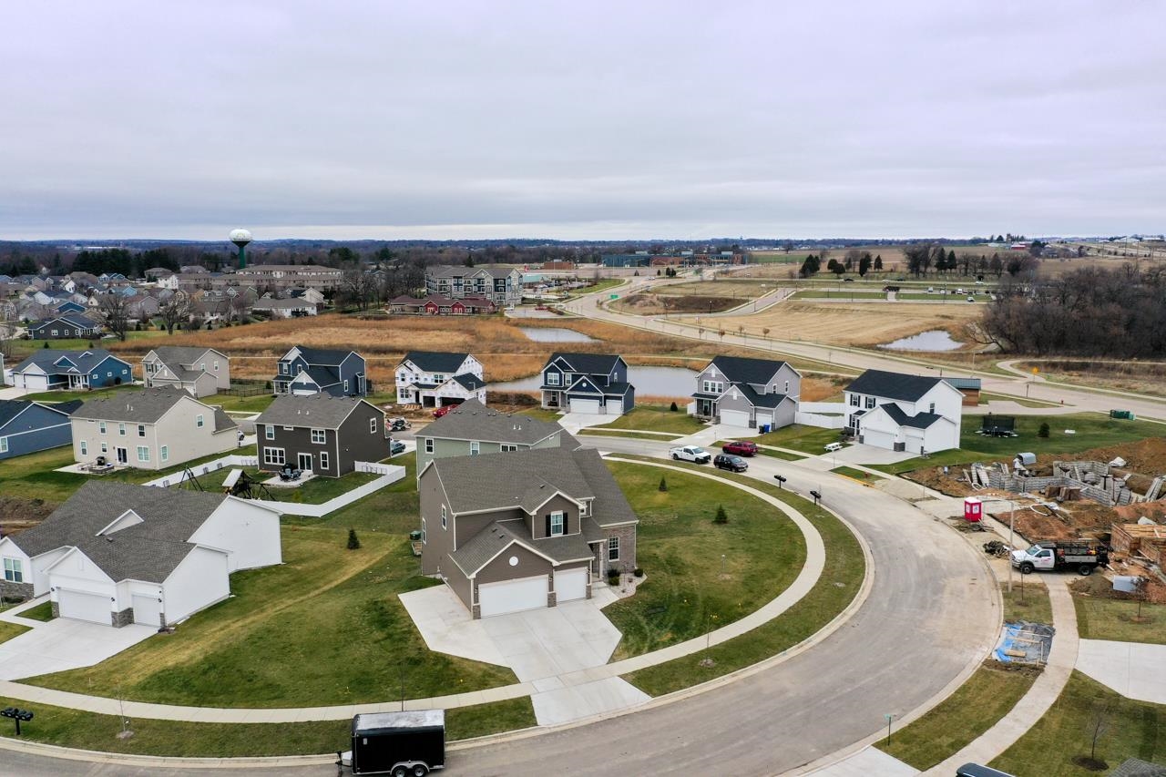 4136 Eton Circle