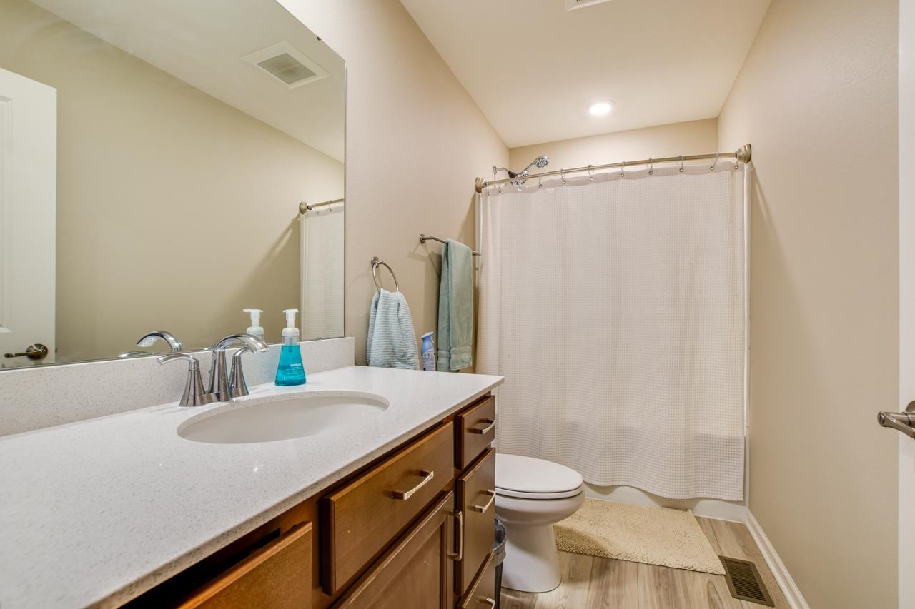 4136 Eton Circle
