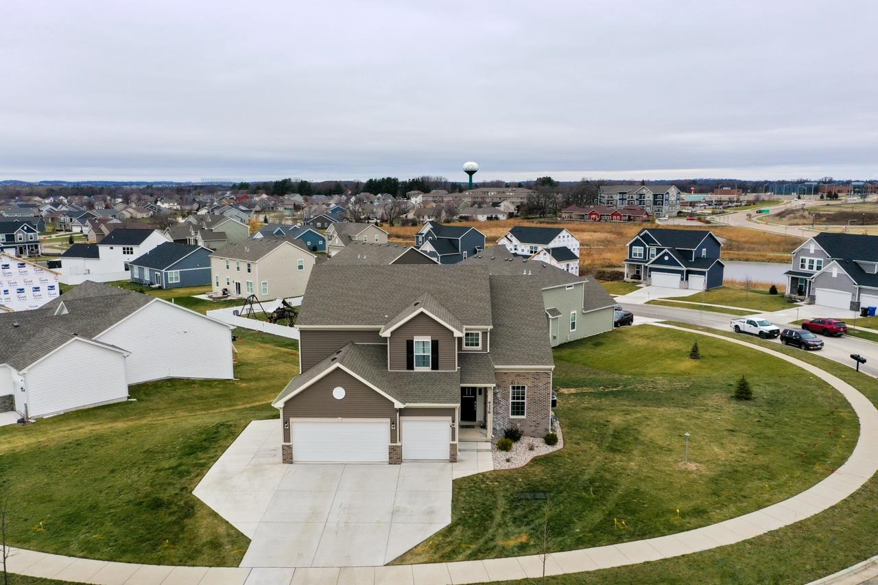 4136 Eton Circle