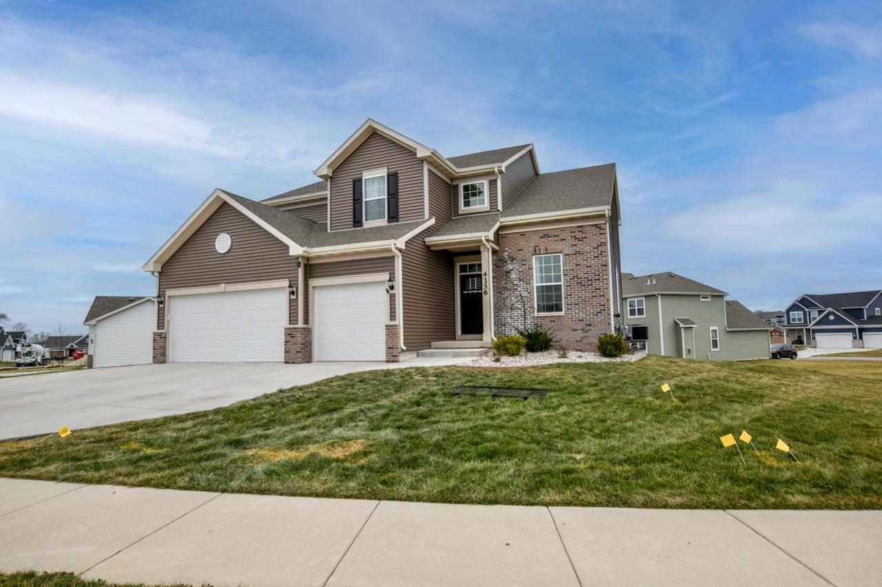 4136 Eton Circle