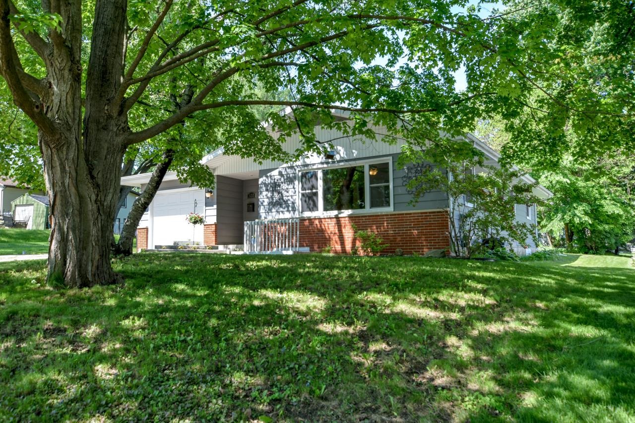 522 N Madison Street