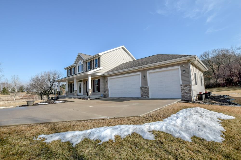 8492 Ellington Way