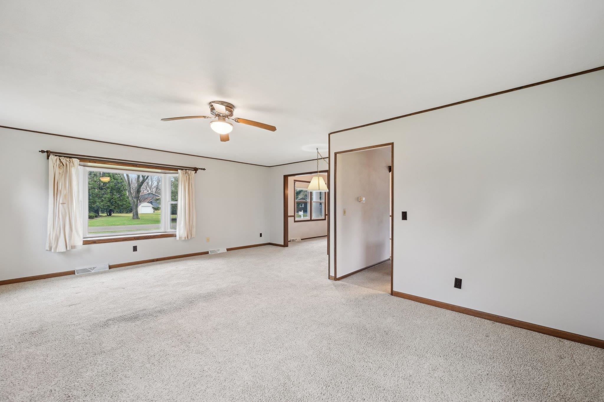 3753 Park Knoll Drive