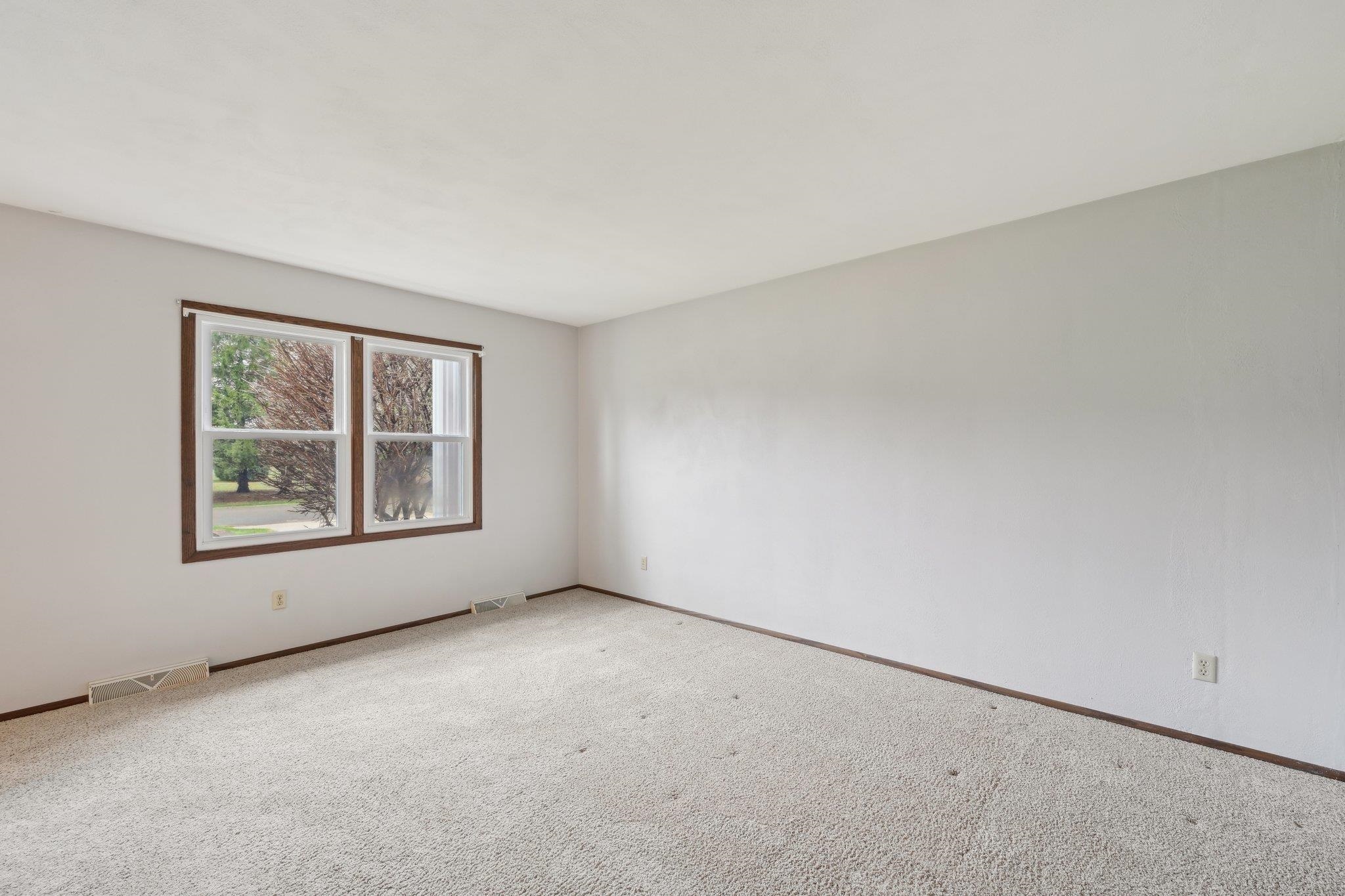 3753 Park Knoll Drive